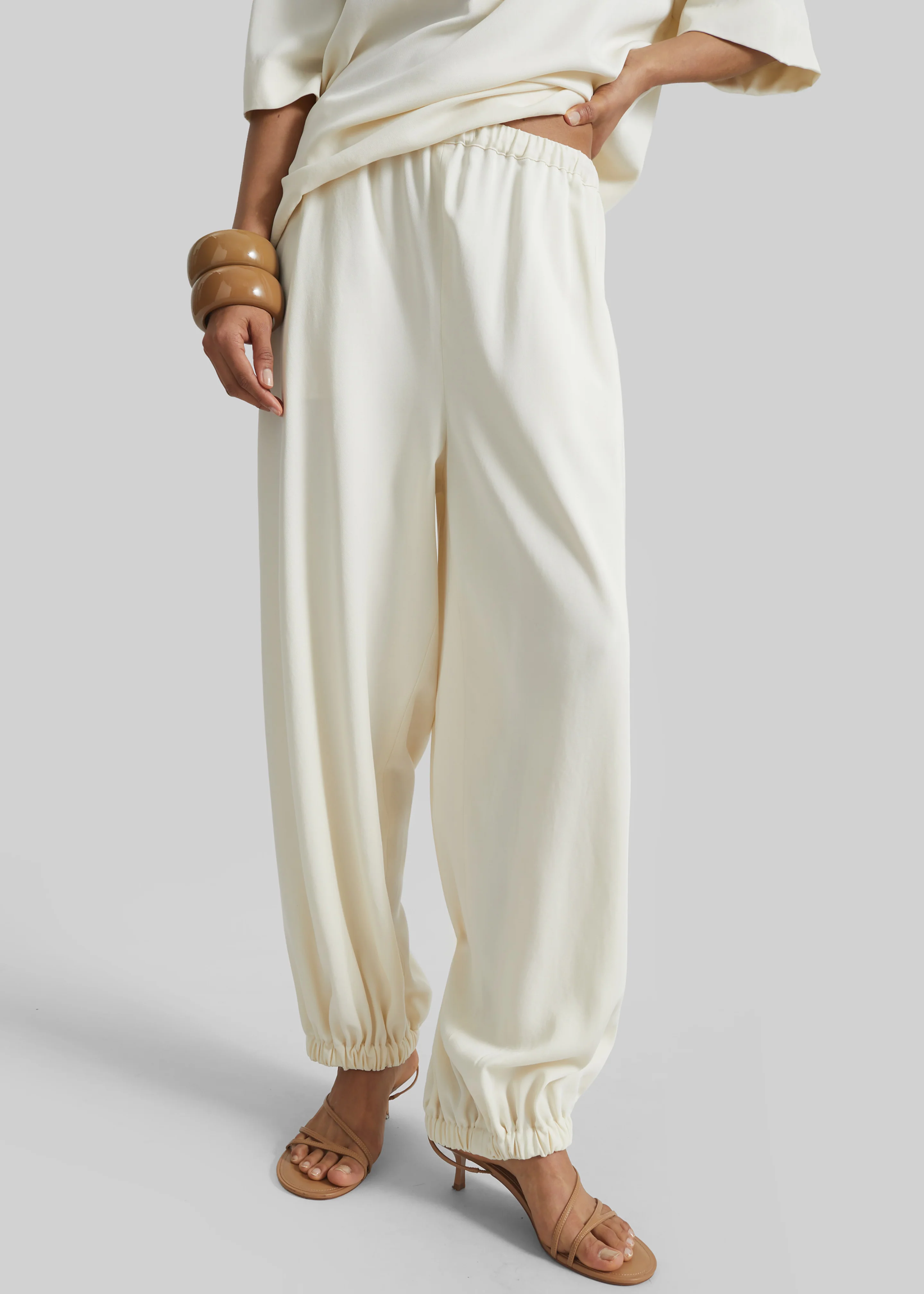 Isola Fluid Balloon Pants - Ivory - Image 4