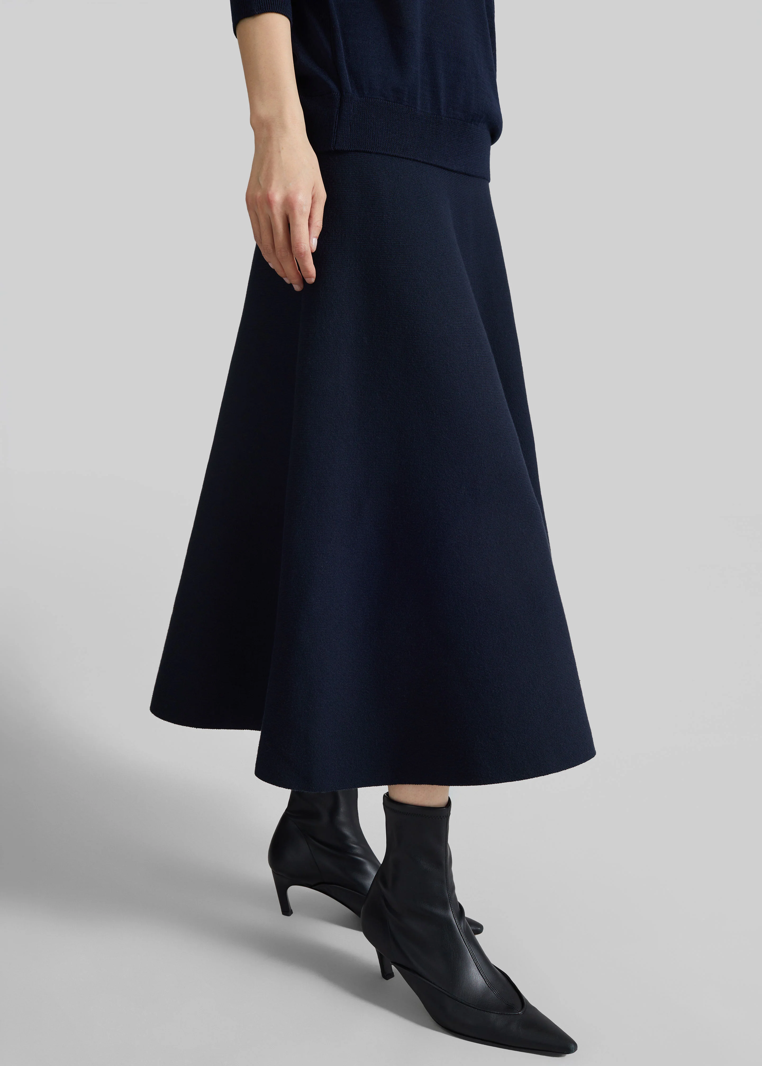 July Knit Midi Skirt - Navy - Image 4