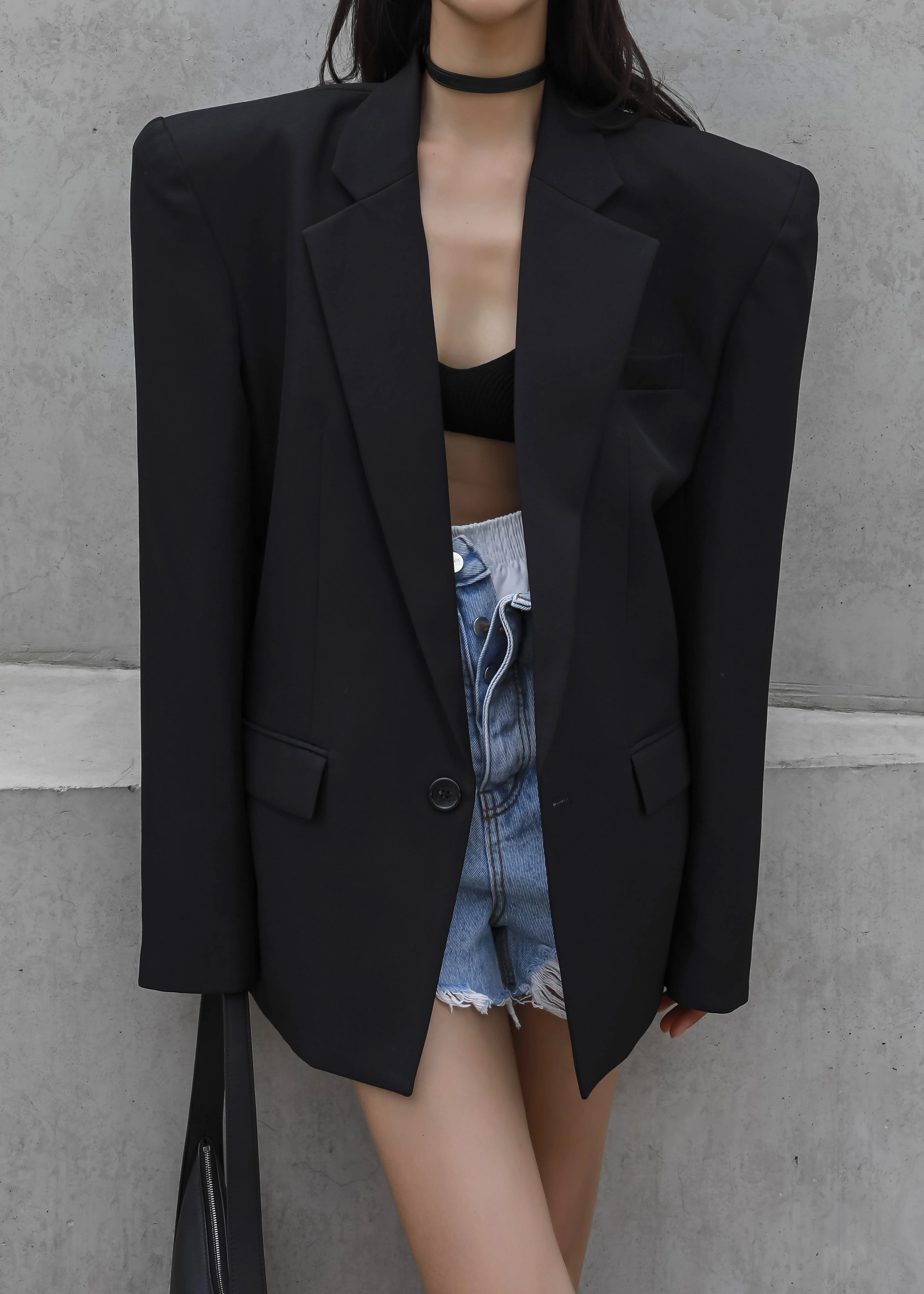 Jun Blazer - Black - Image 4