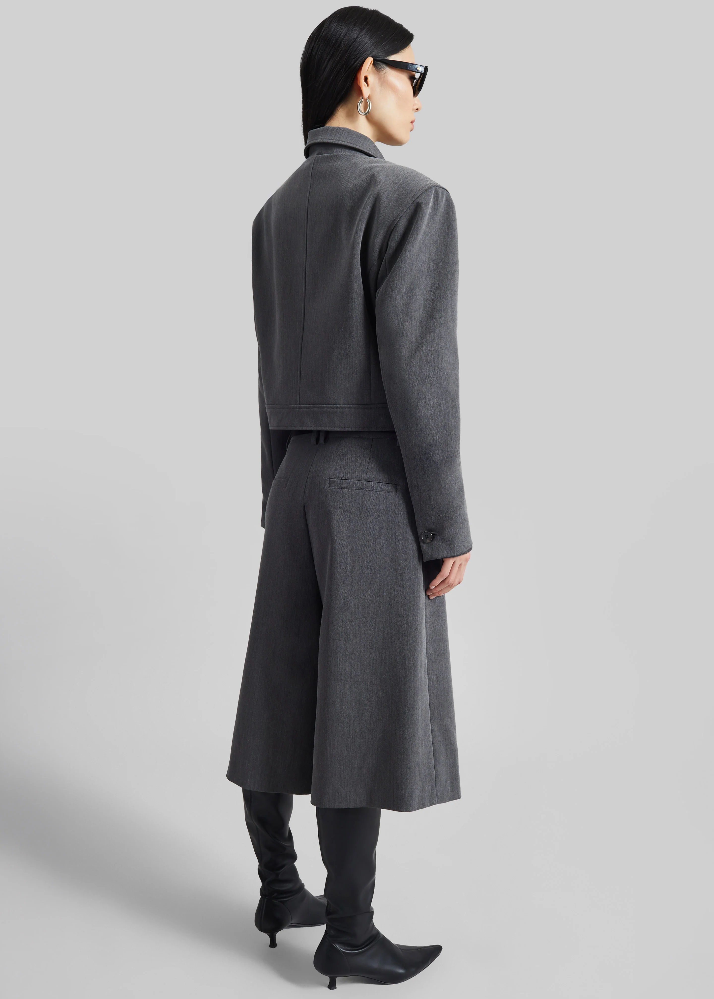 Kalvo Belted Bermuda Shorts - Dark Grey - Image 8