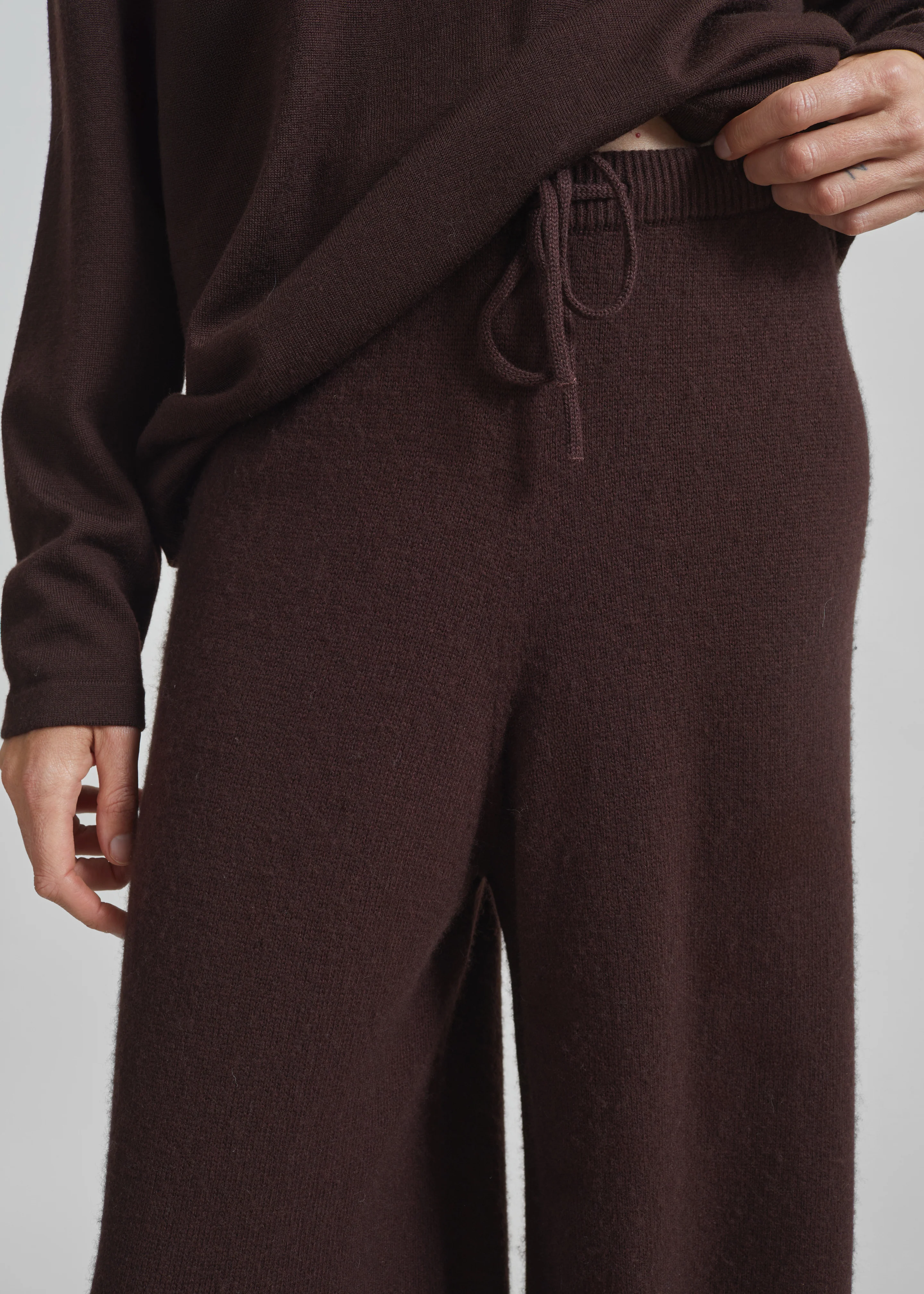 Kladno Knit Joggers - Brown - Image 4