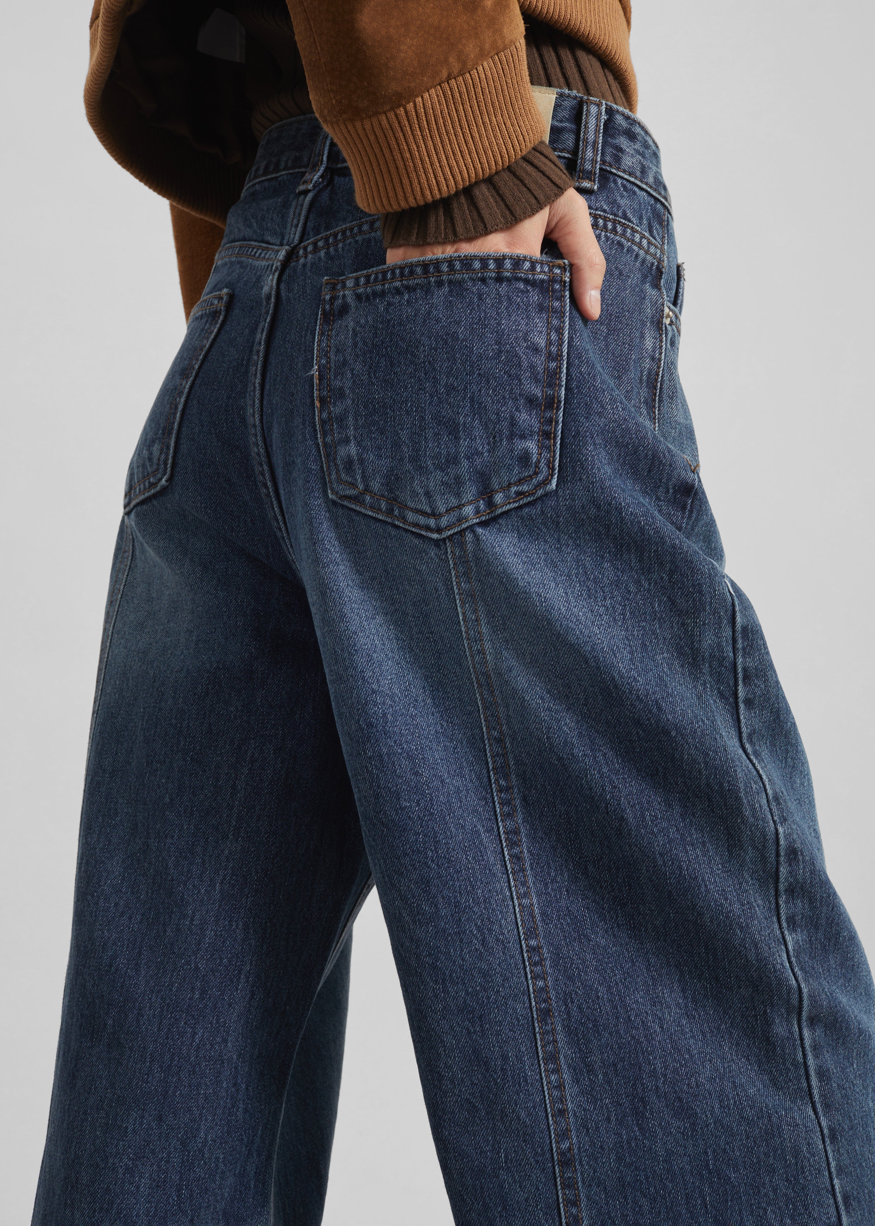 Larvik Wide Jeans - Medium Wash - Image 7