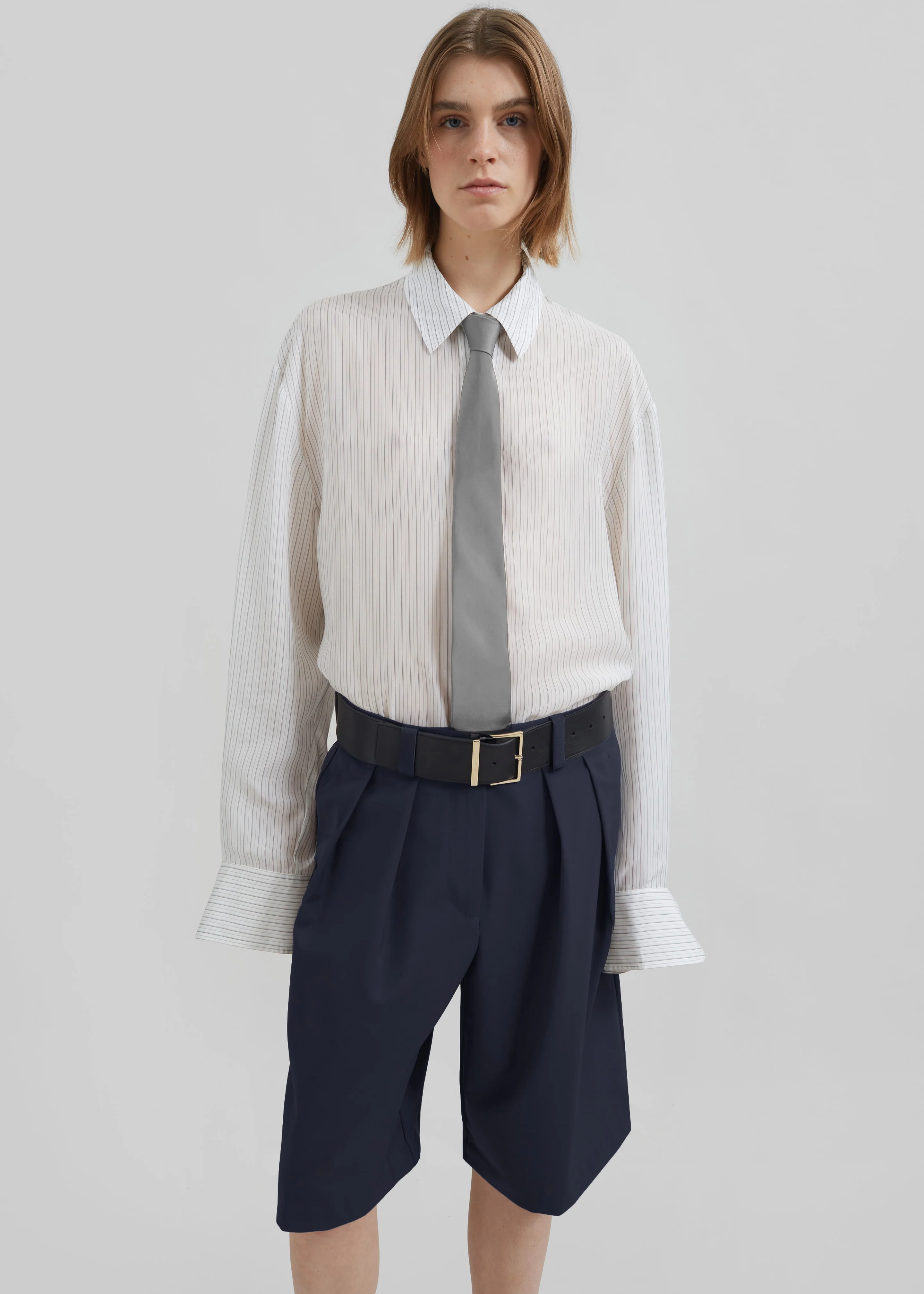 Lene Tie - Light Grey - Image 4