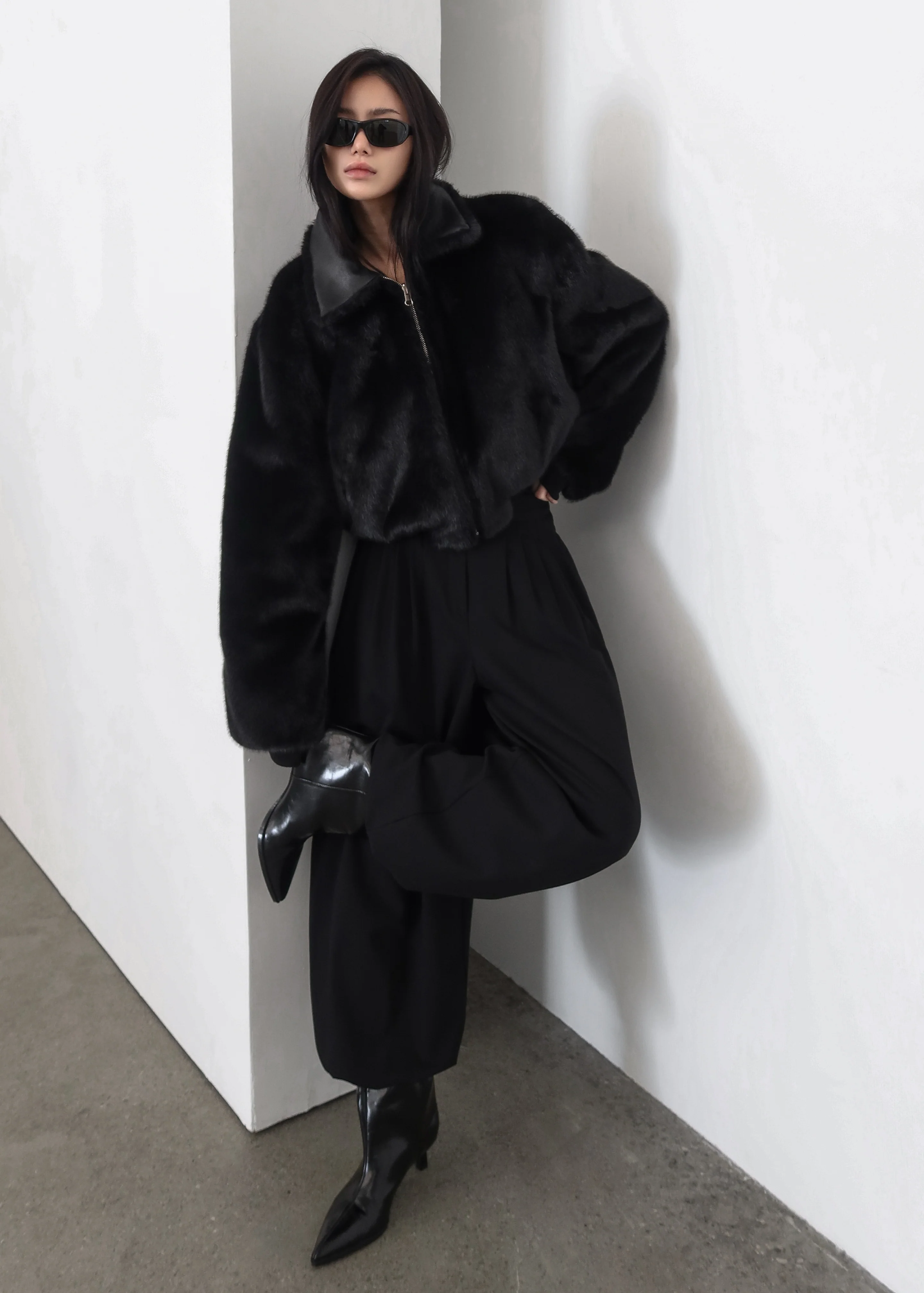 Leoben Reversible Bomber Jacket - Black - Image 13