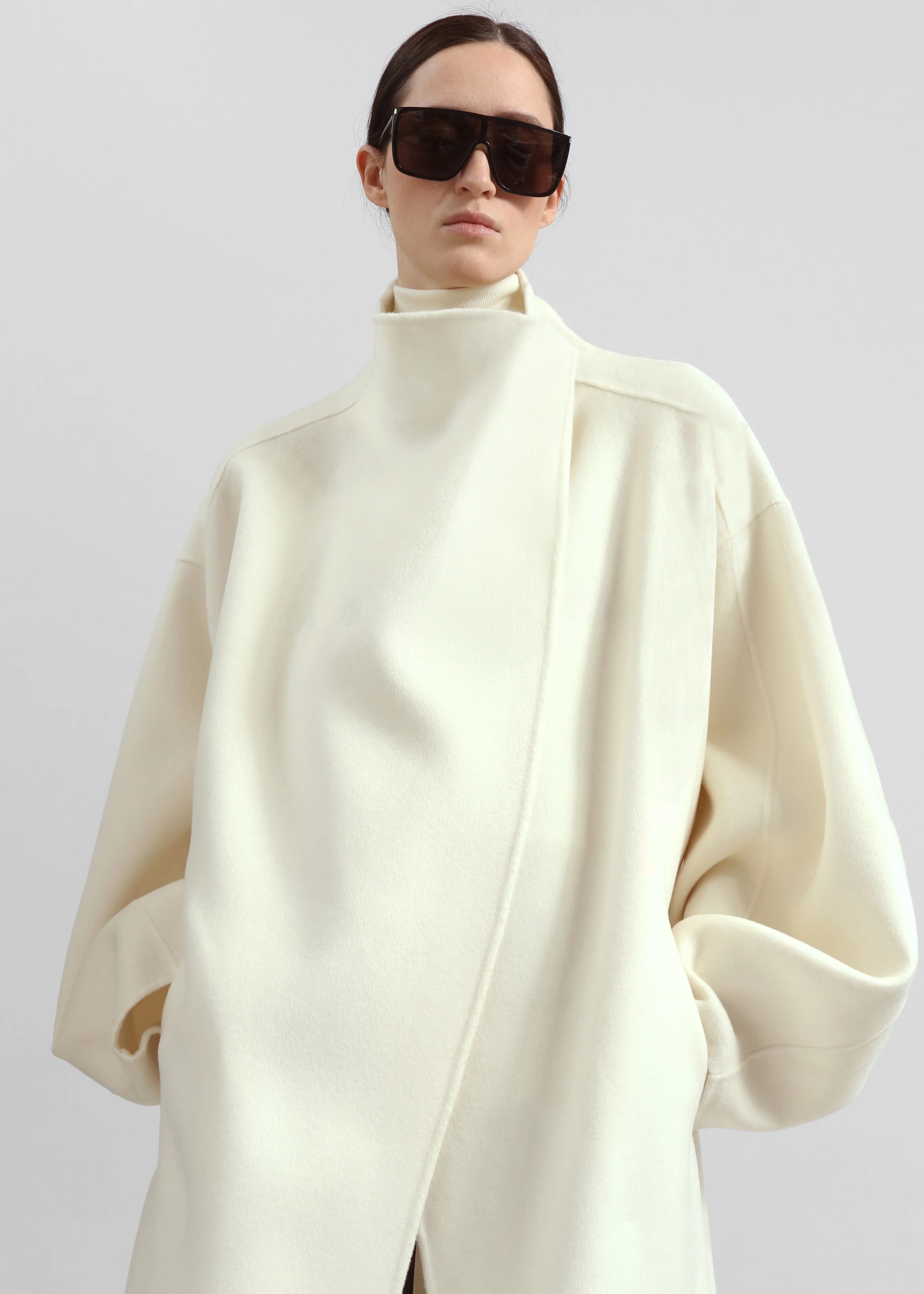 Leroy Funnel Neck Wool Coat - White - Image 3