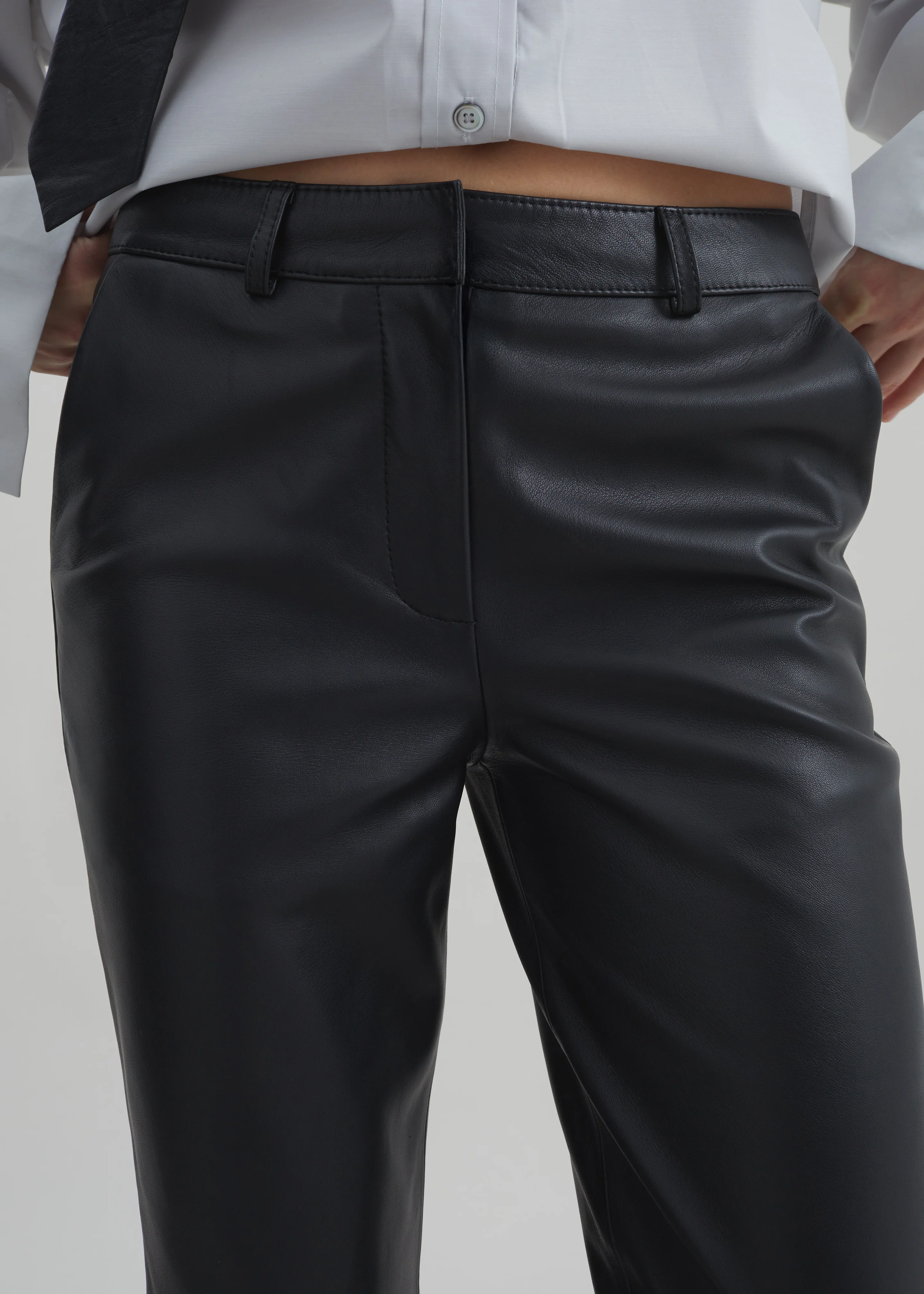 Lior Leather Capri Pants - Black - Image 5
