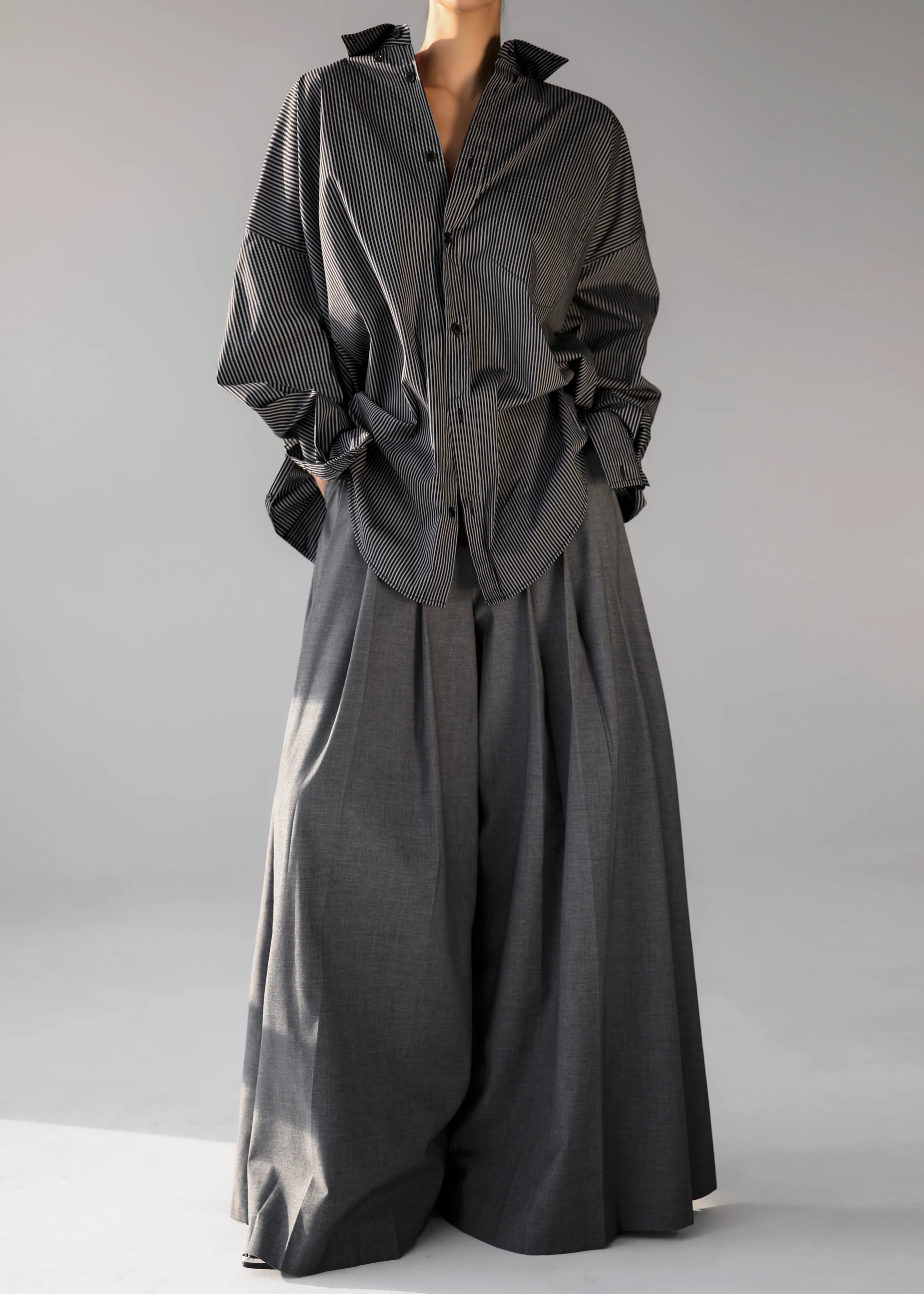 Lioris Oversized Shirt - Black/White Stripe - Image 3