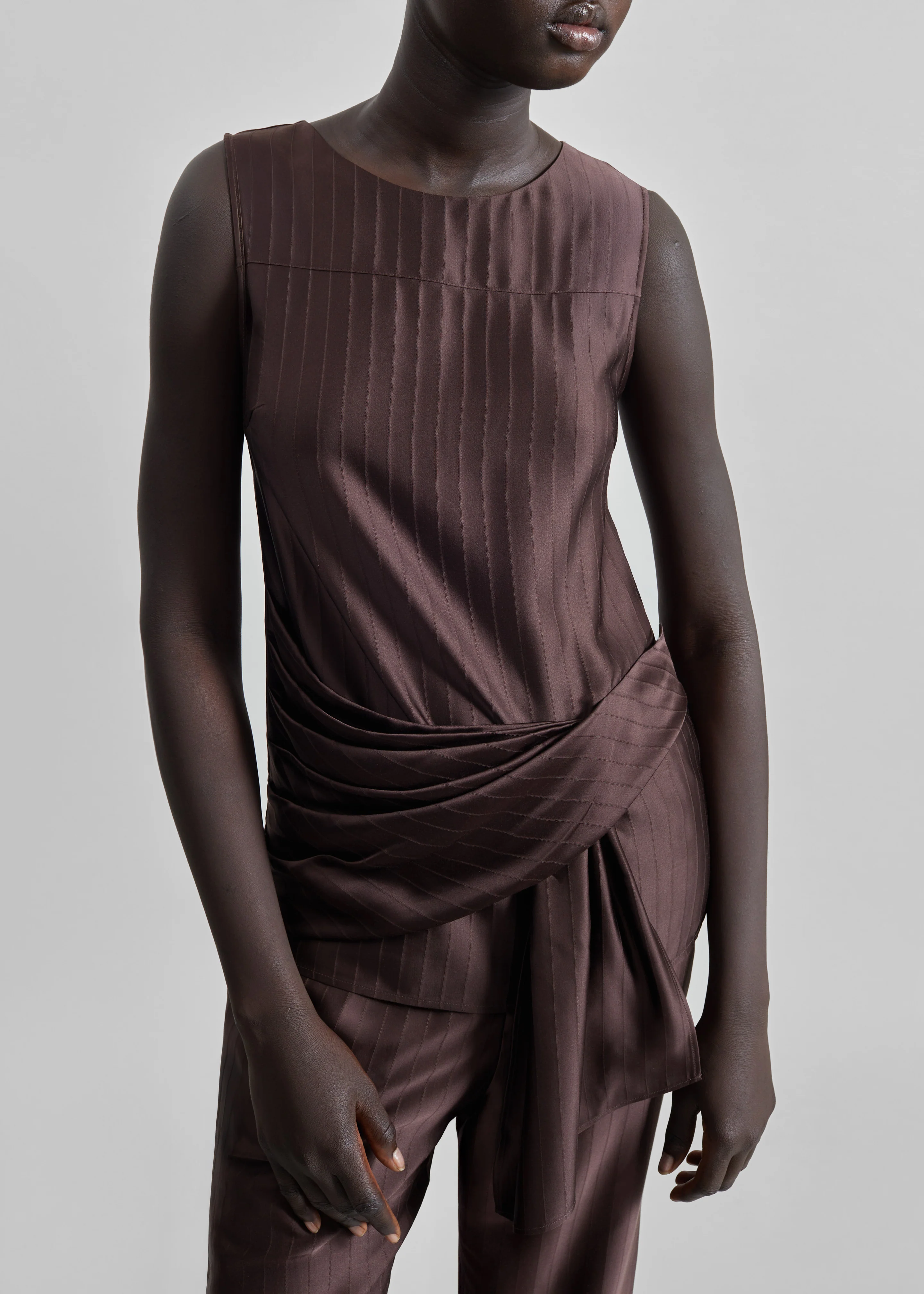Loulou de Saison Fonda Draped Top - Dark Brown - Image 2