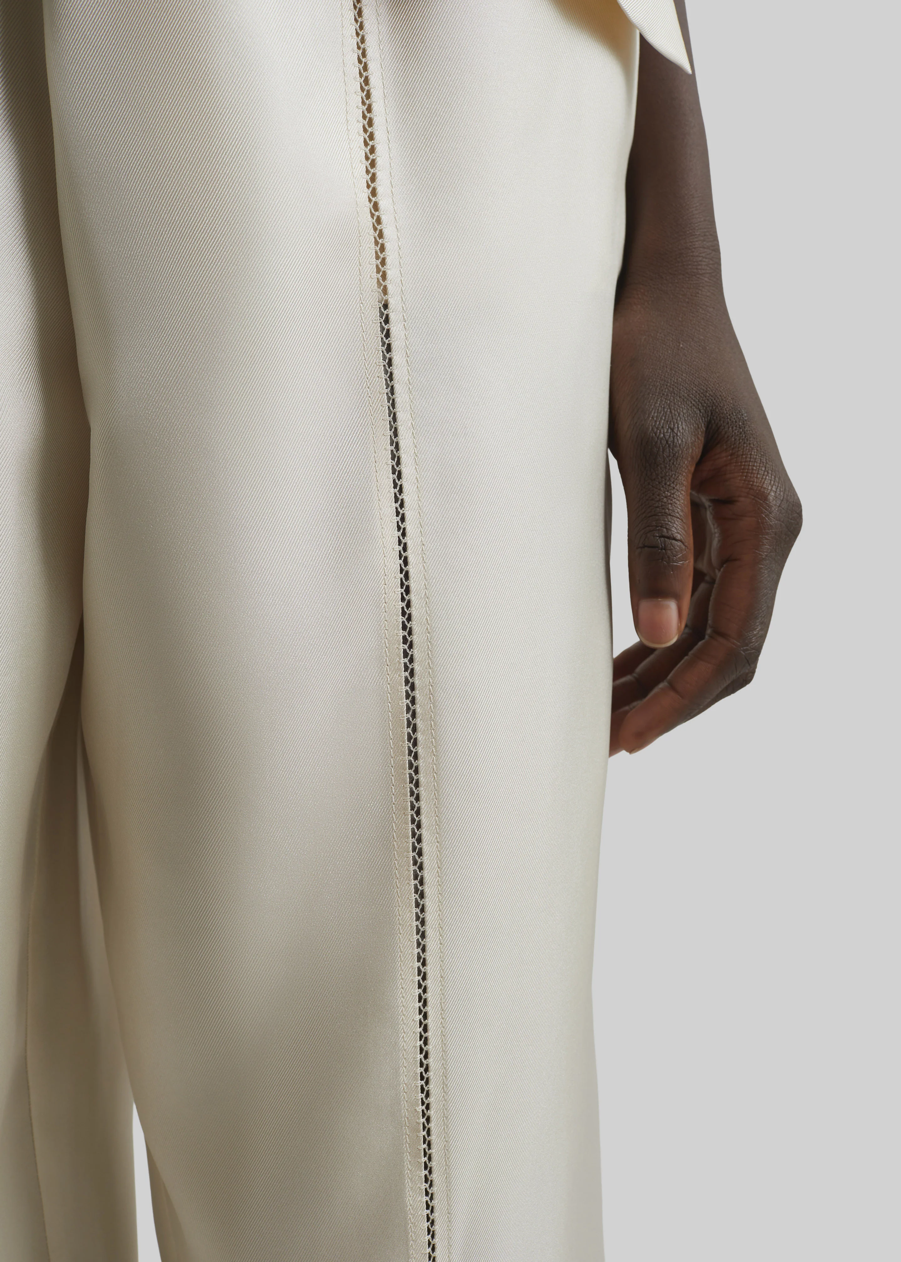 Loulou de Saison Lars Silk Twill Trousers - Ivory - Image 4