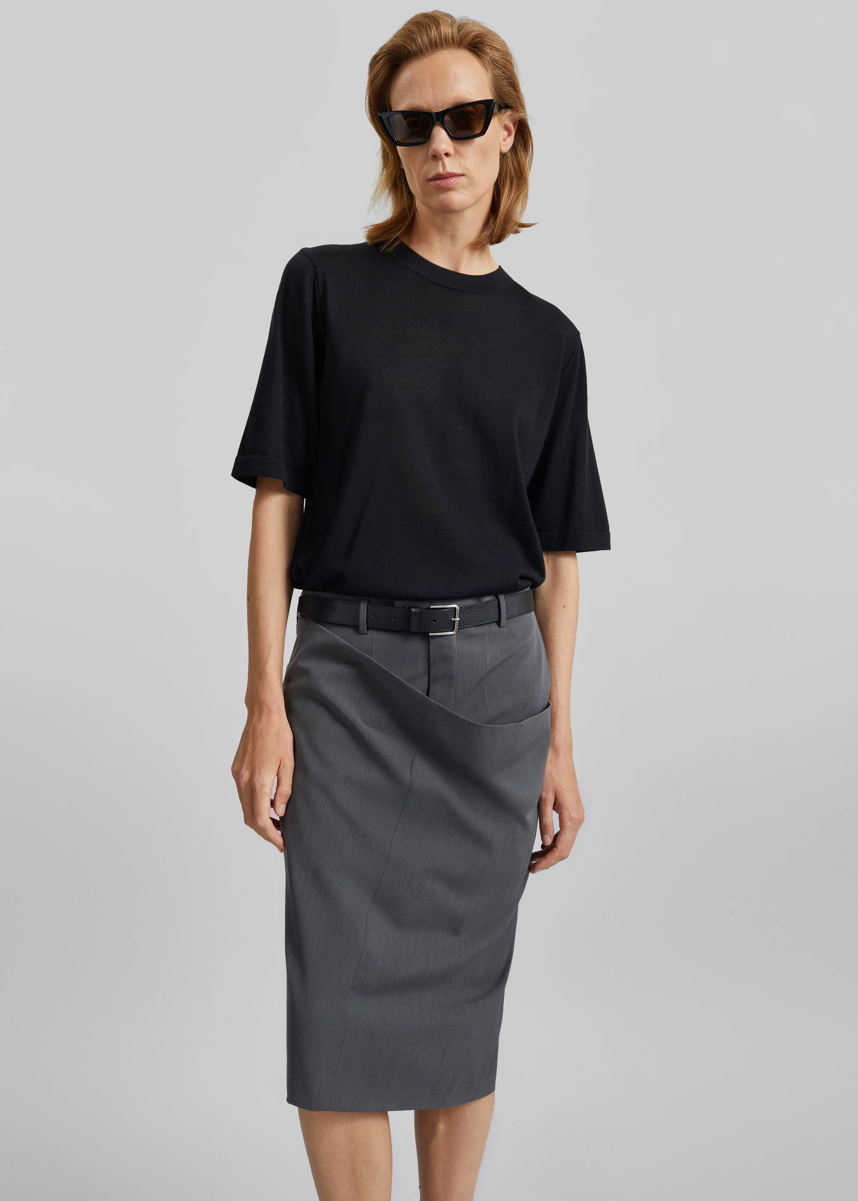 Loulou de Saison Nala Short-Sleeve Fluid Cashmere Top - Black - Image 4