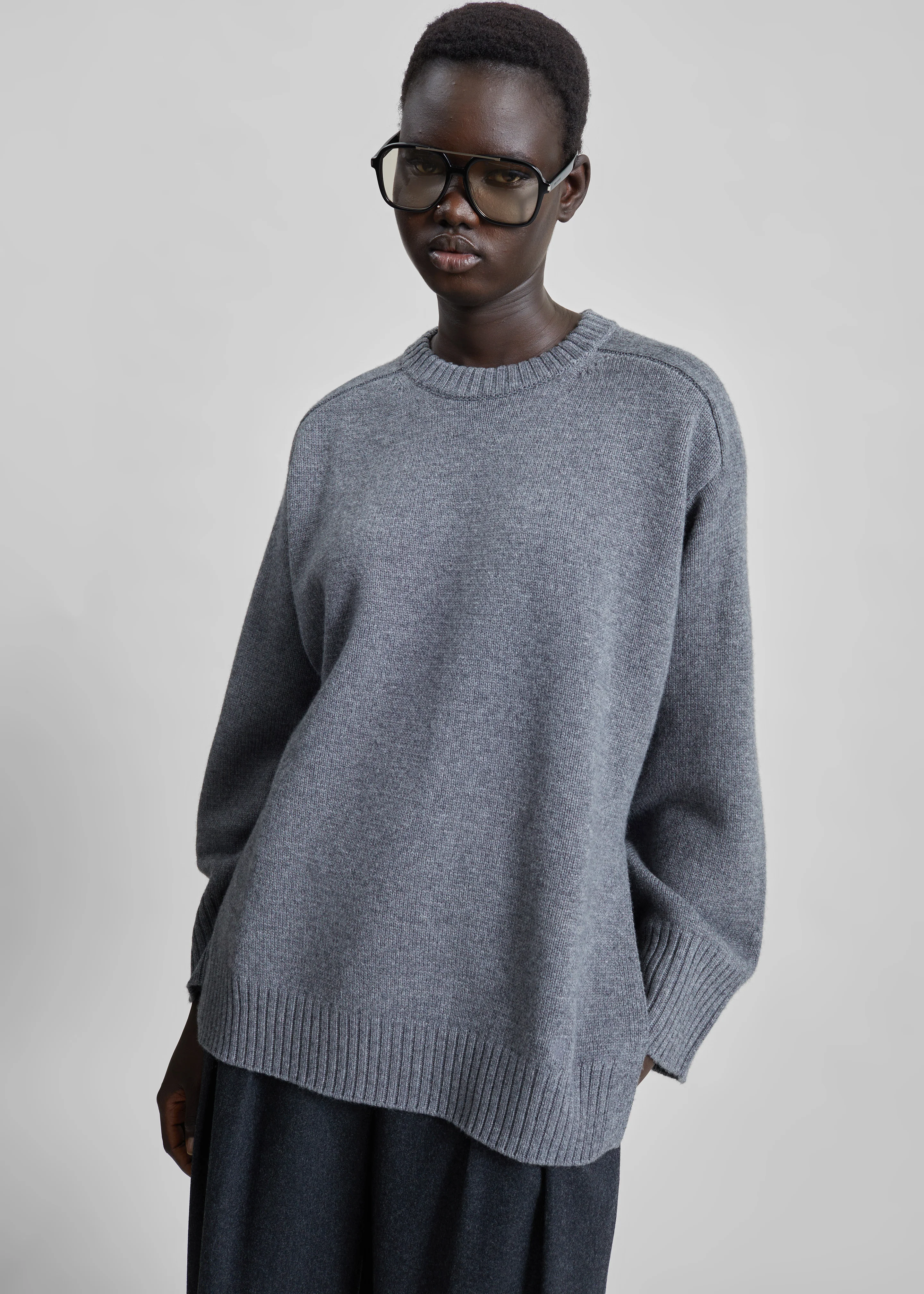 Loulou de Saison Safi LDS Cashmere Blend Sweater - Anthracite Melange - Image 2