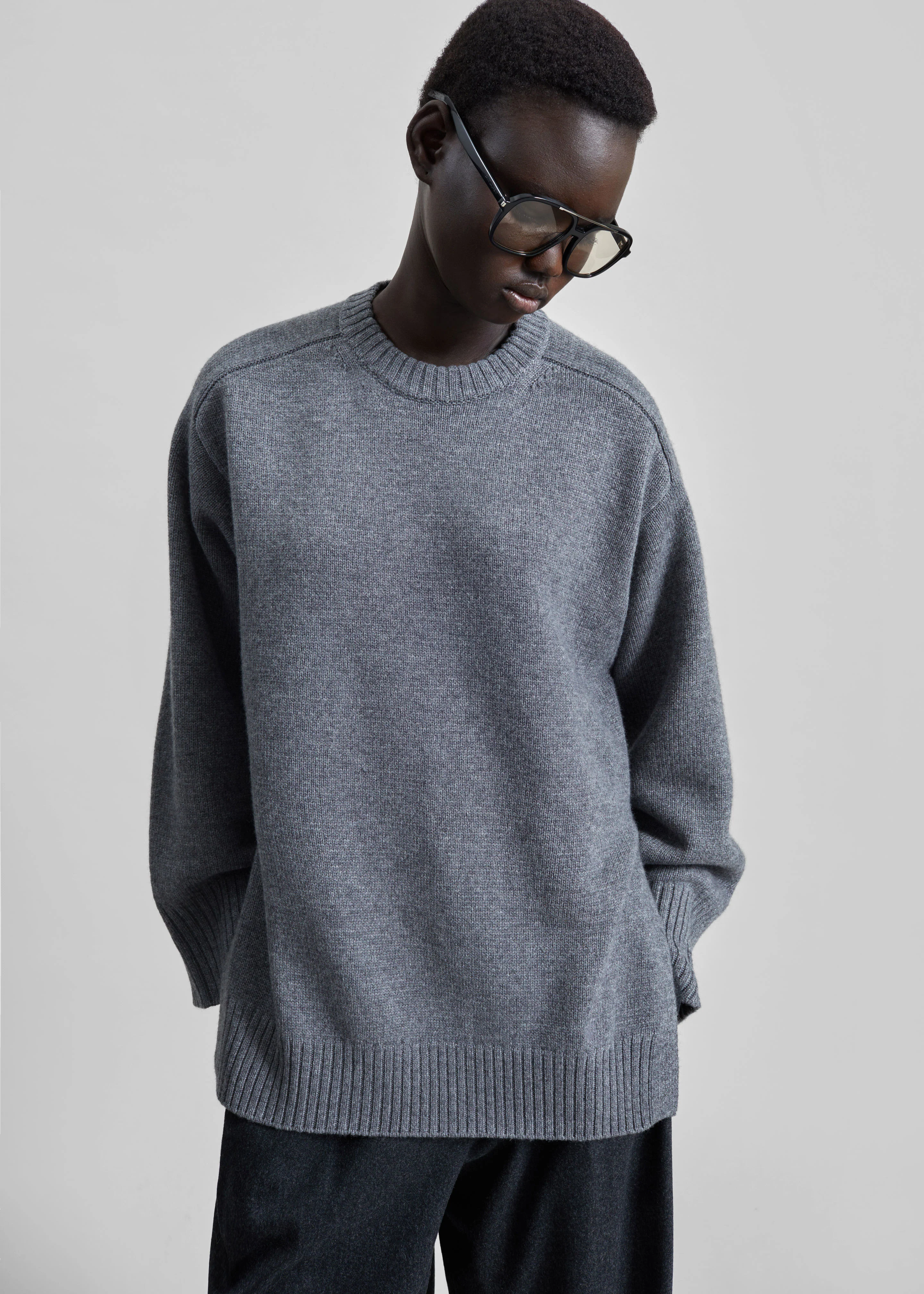 Loulou de Saison Safi LDS Cashmere Blend Sweater - Anthracite Melange - Image 5