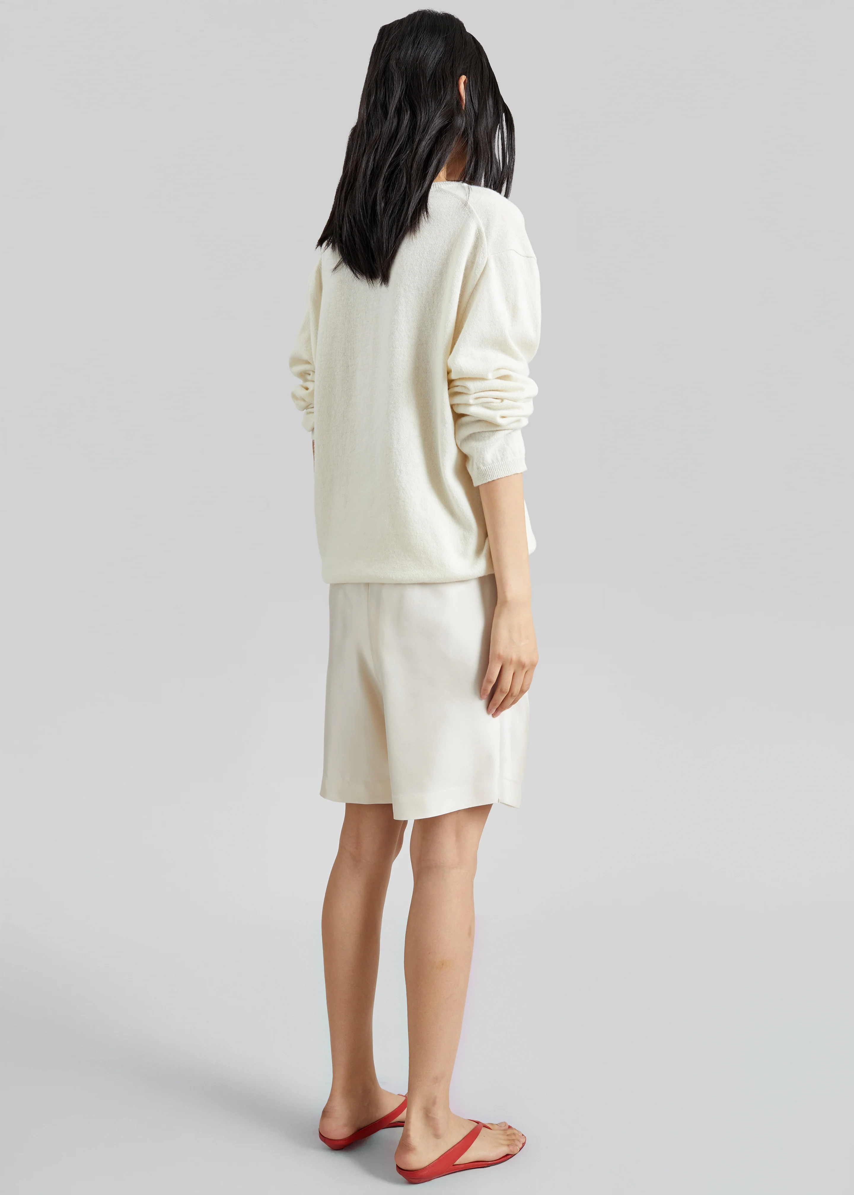 Loulou de Saison Zinia Lds Silk Twill Bermuda - Ivory - Image 4