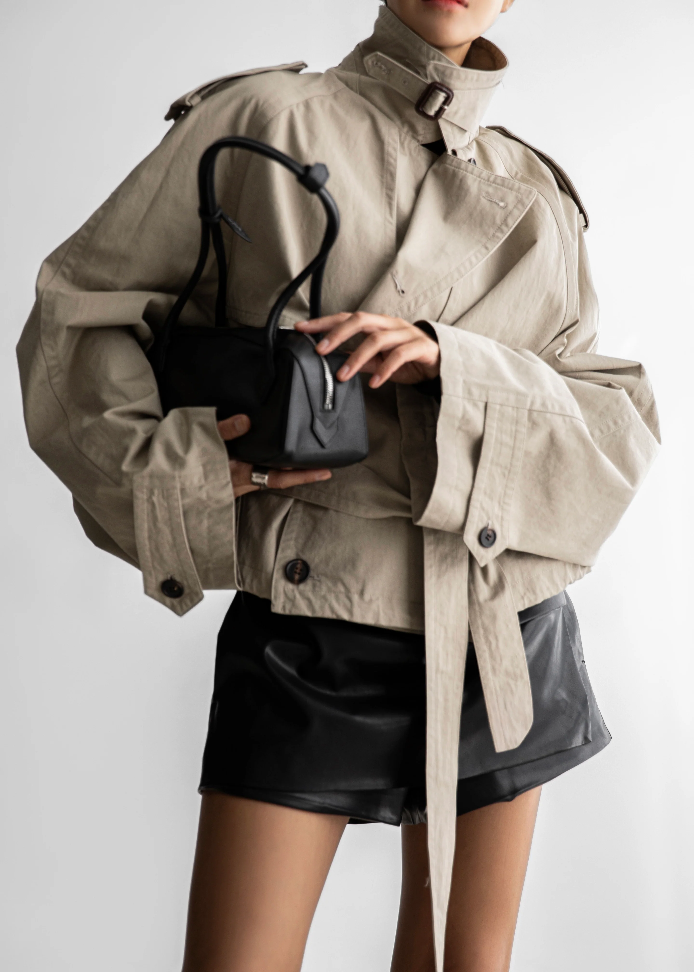 Mads Cropped Trench - Beige - Image 4