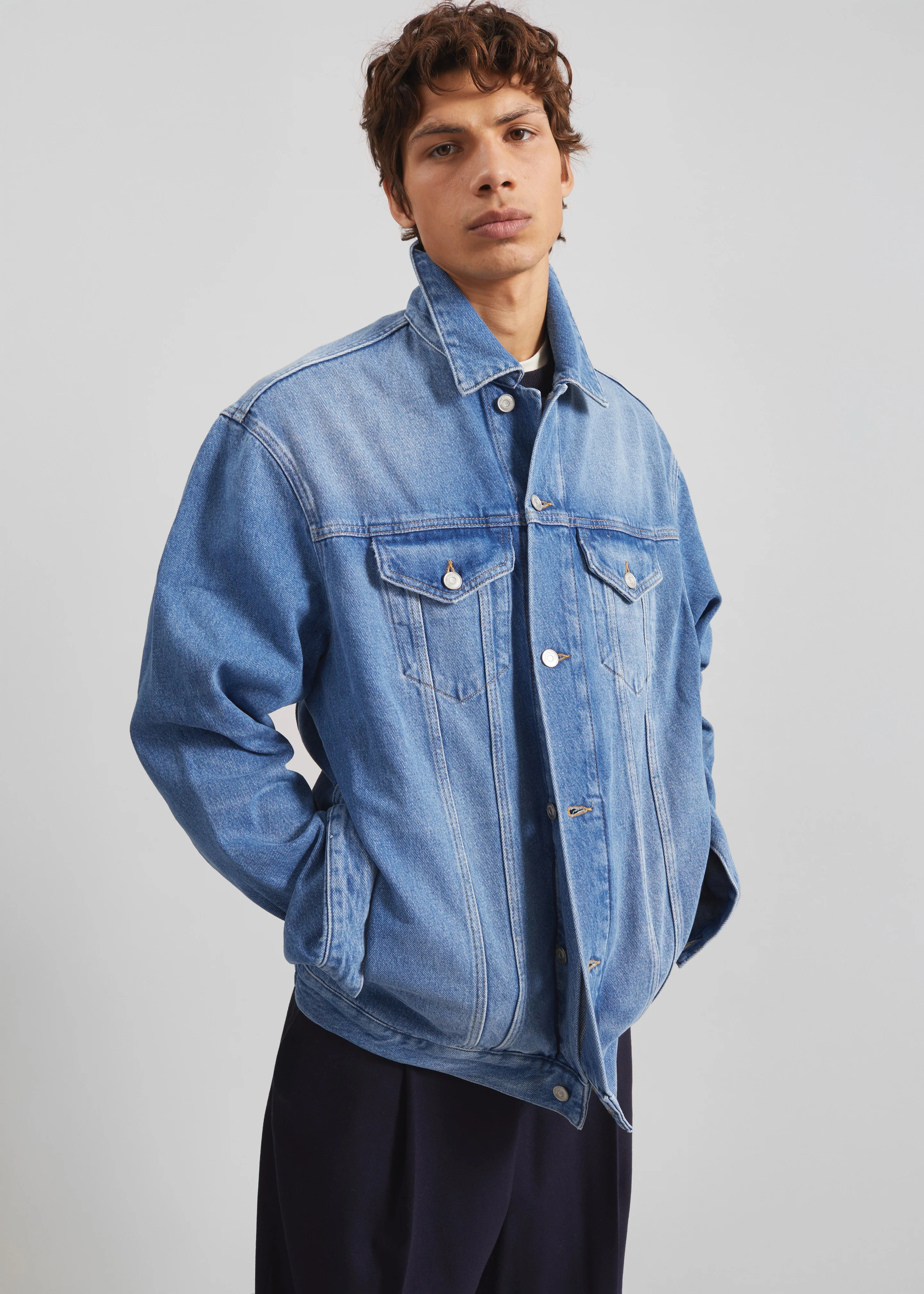 Marden Denim Jacket - Medium Wash - Image 10