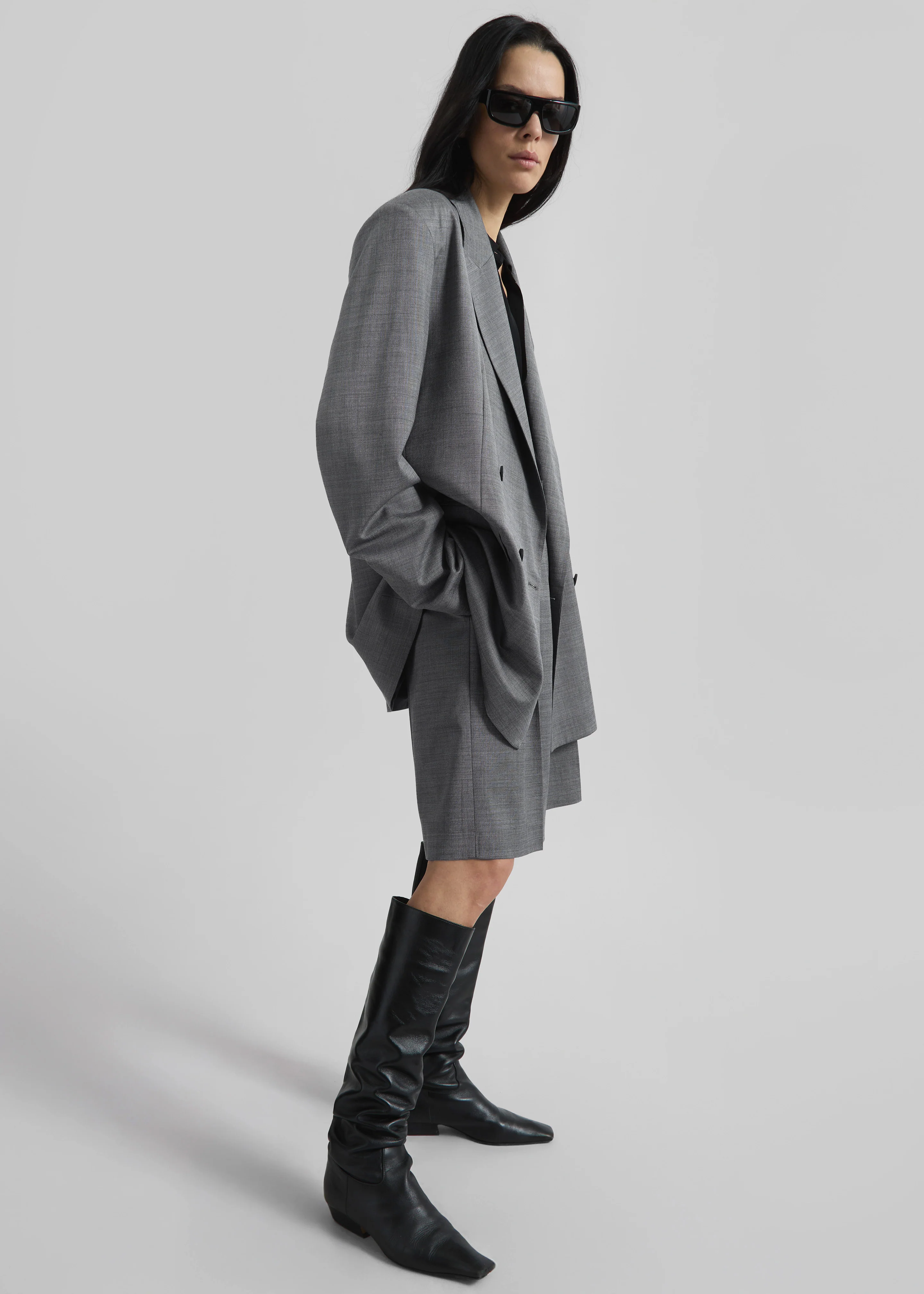 Marfa Pleated Bermuda Shorts - Grey Melange - Image 9