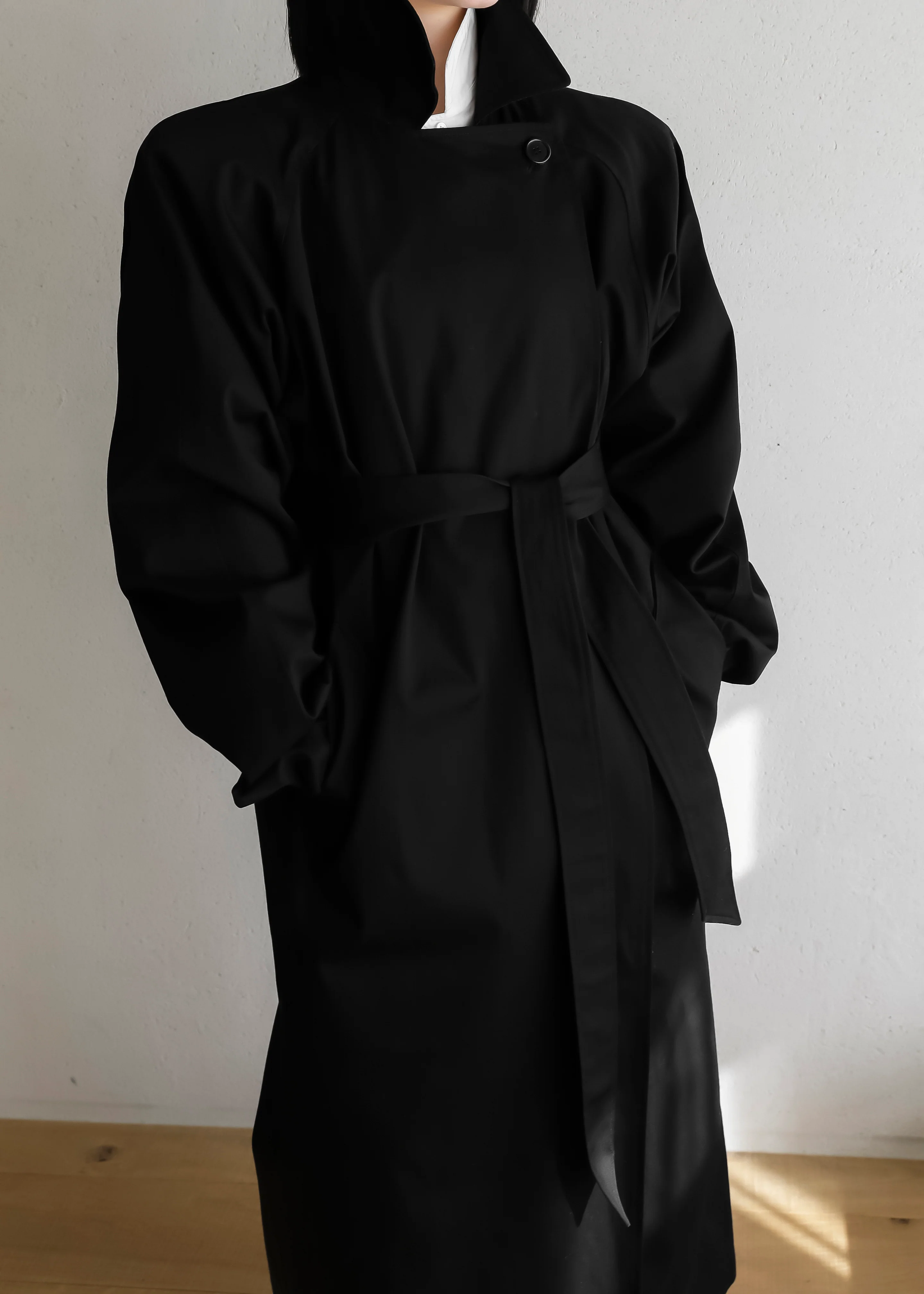 Marisol Box Shoulder Trench - Black - Image 5