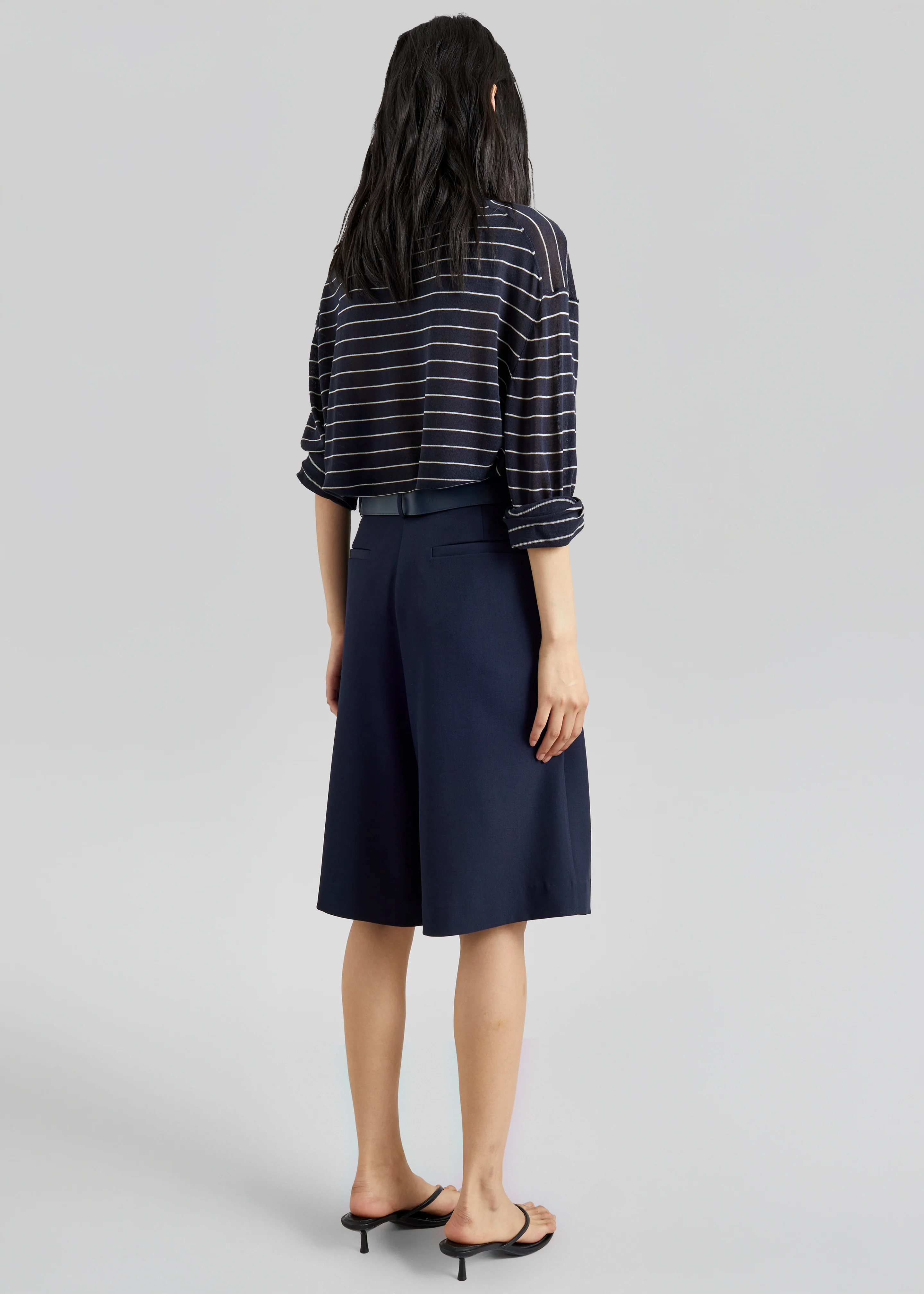 Martel Pleated Bermuda Shorts - Navy - Image 8