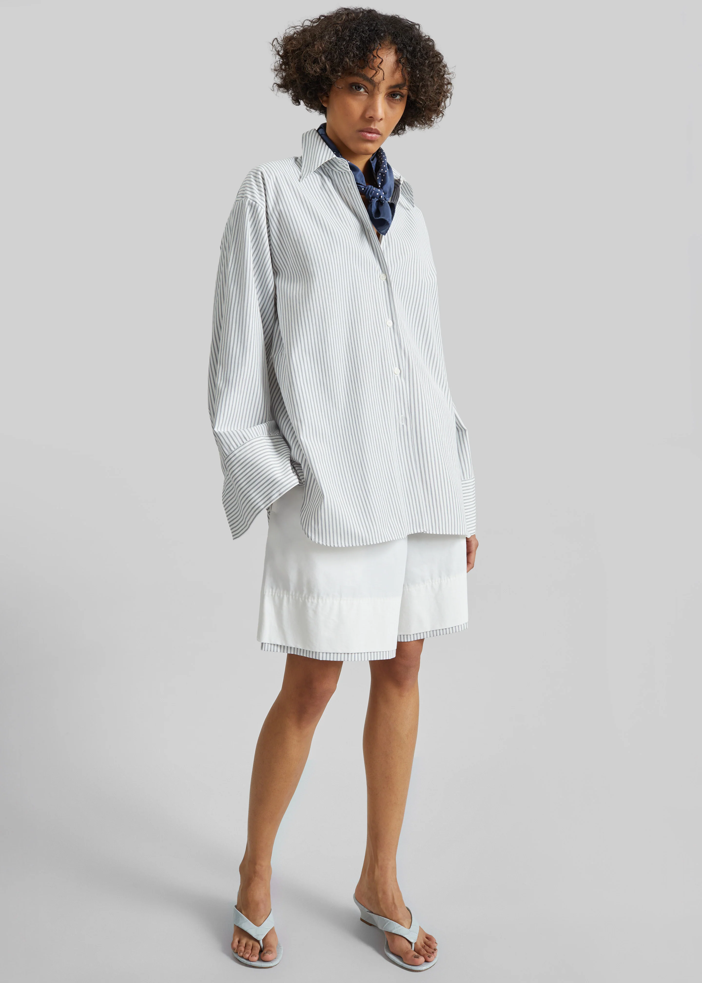 Menton Oversized Shirt - White/Blue Stripe - Image 4