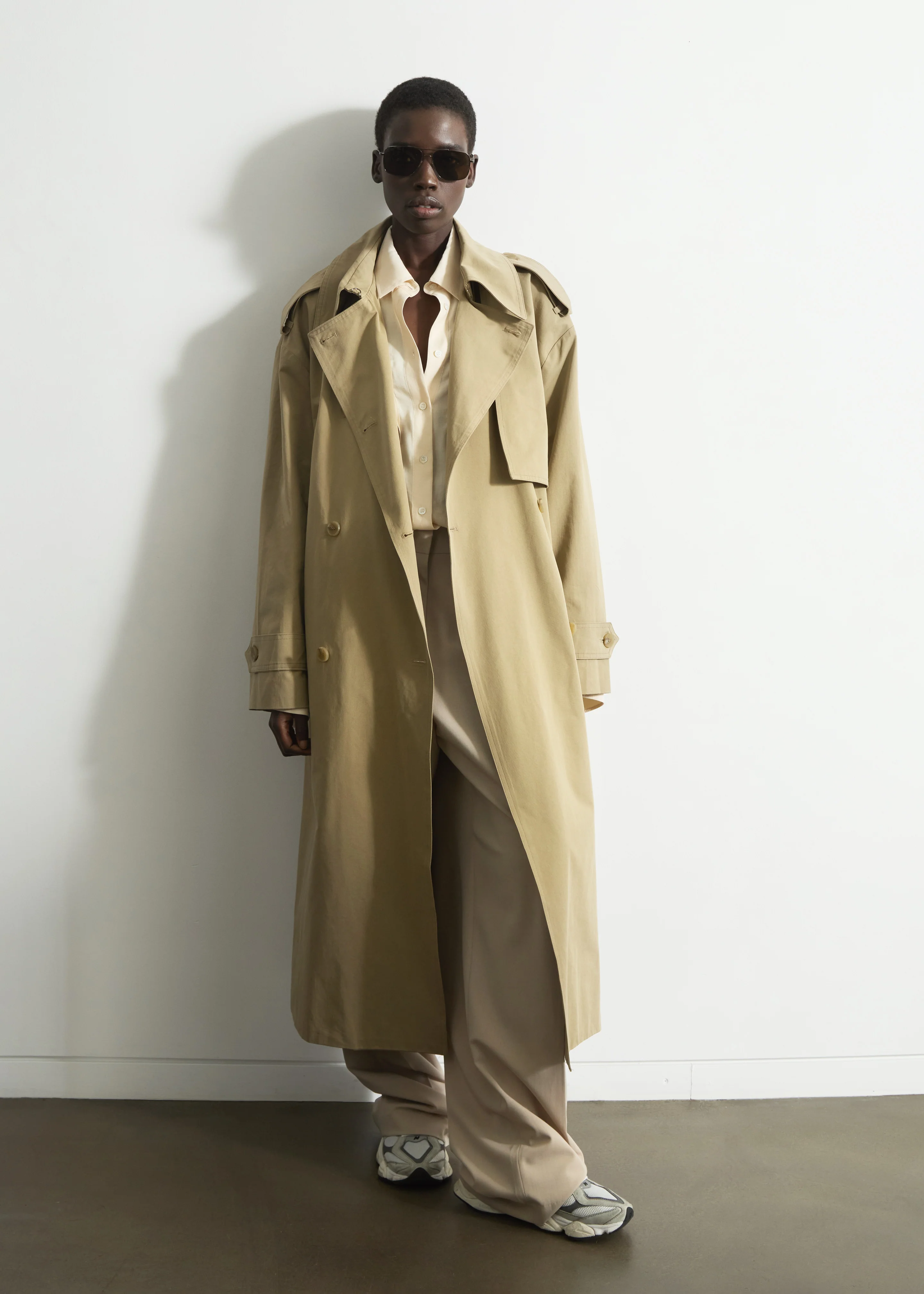 Nabesna Trench Coat - Beige - Image 7