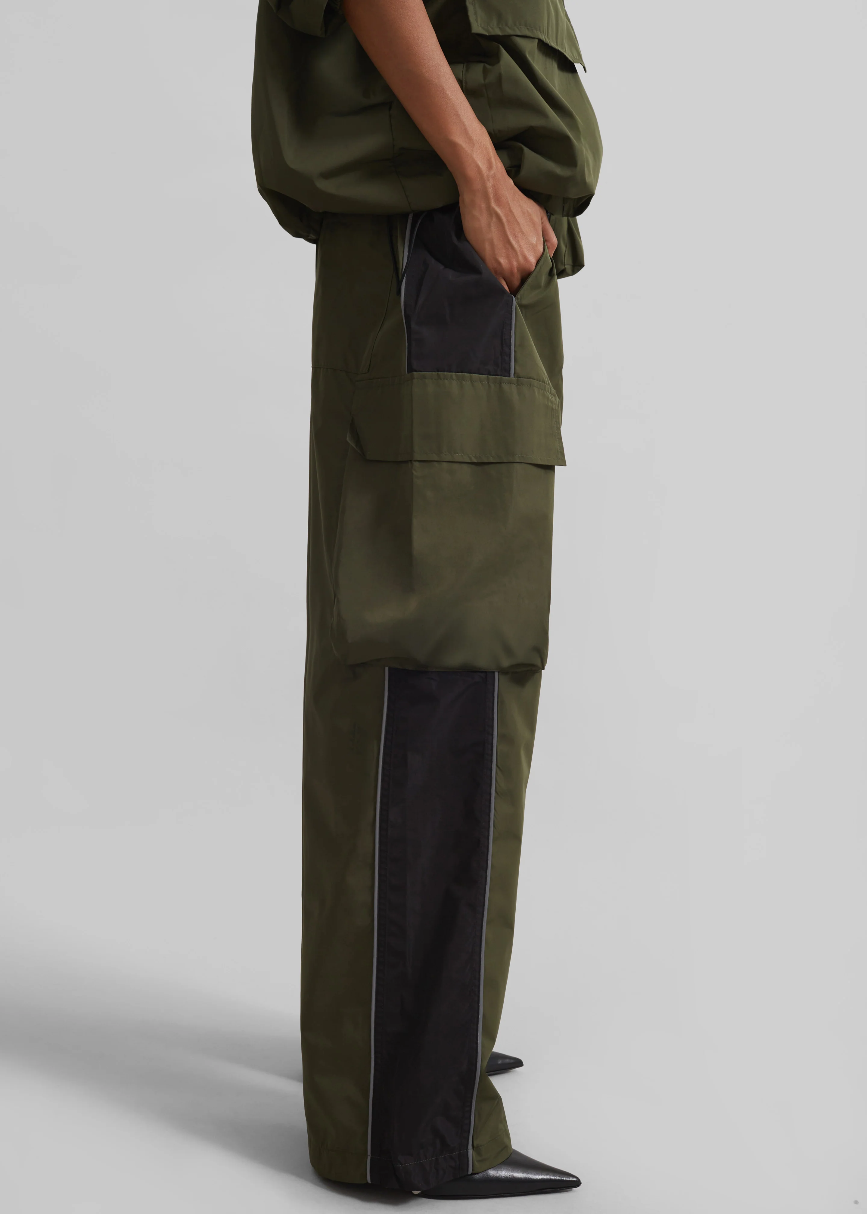 Navan Cargo Pants - Khaki - Image 5