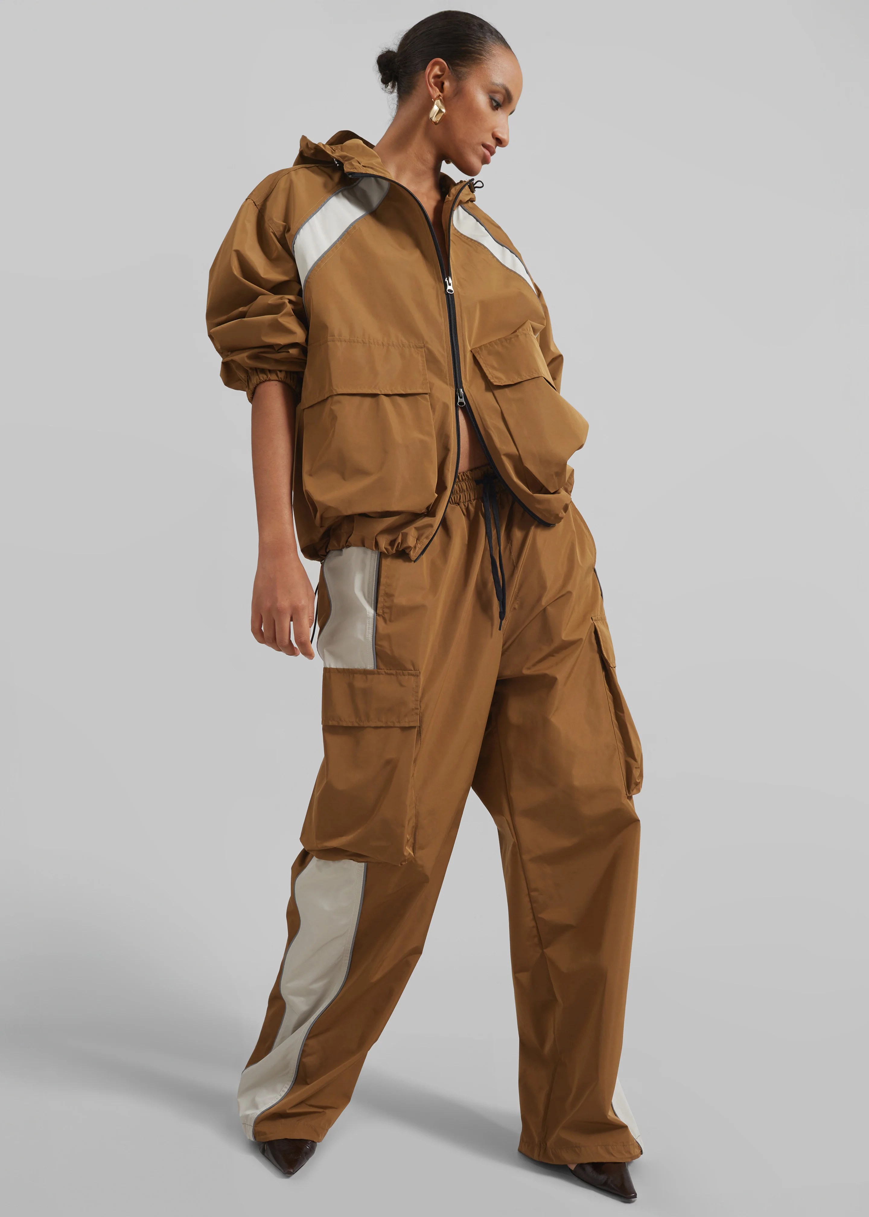 Navan Windbreaker Cargo Jacket - Brown - Image 6