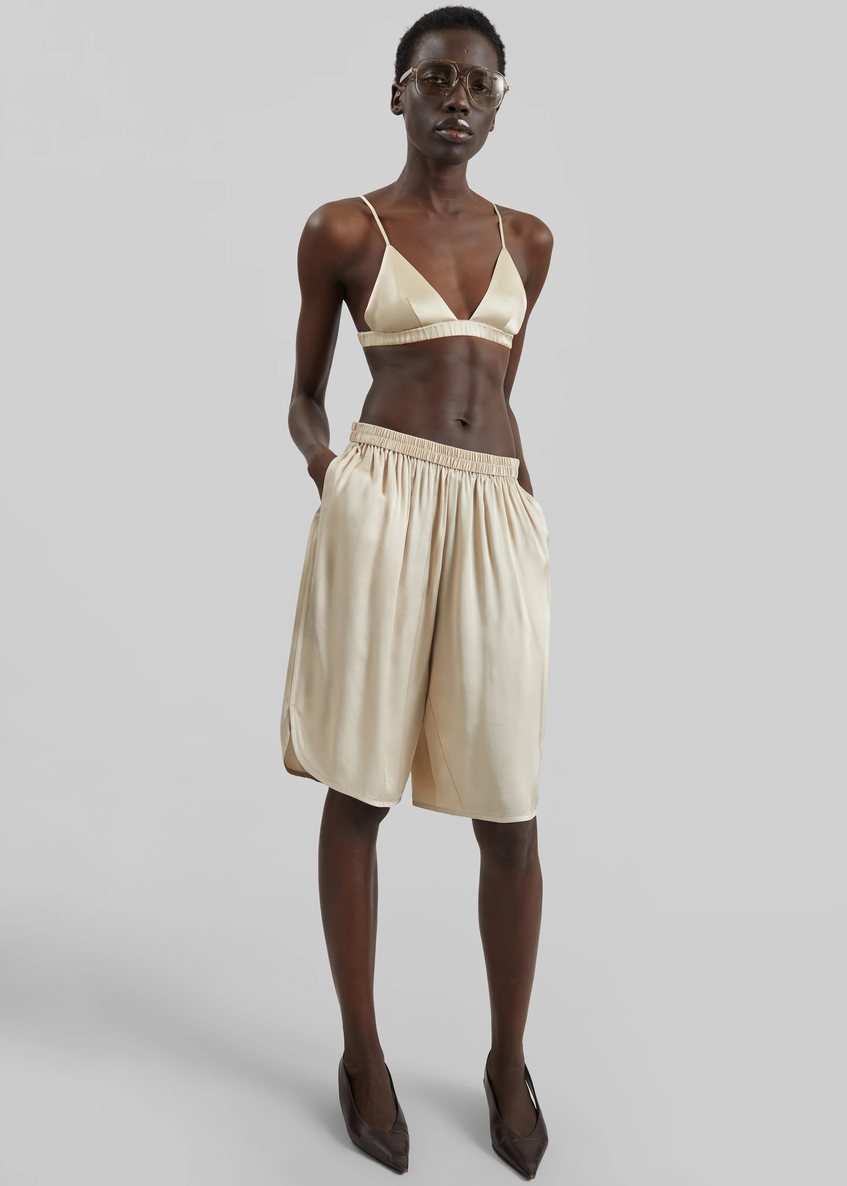 Nelis Silk Bermuda Shorts - Champagne - Image 7