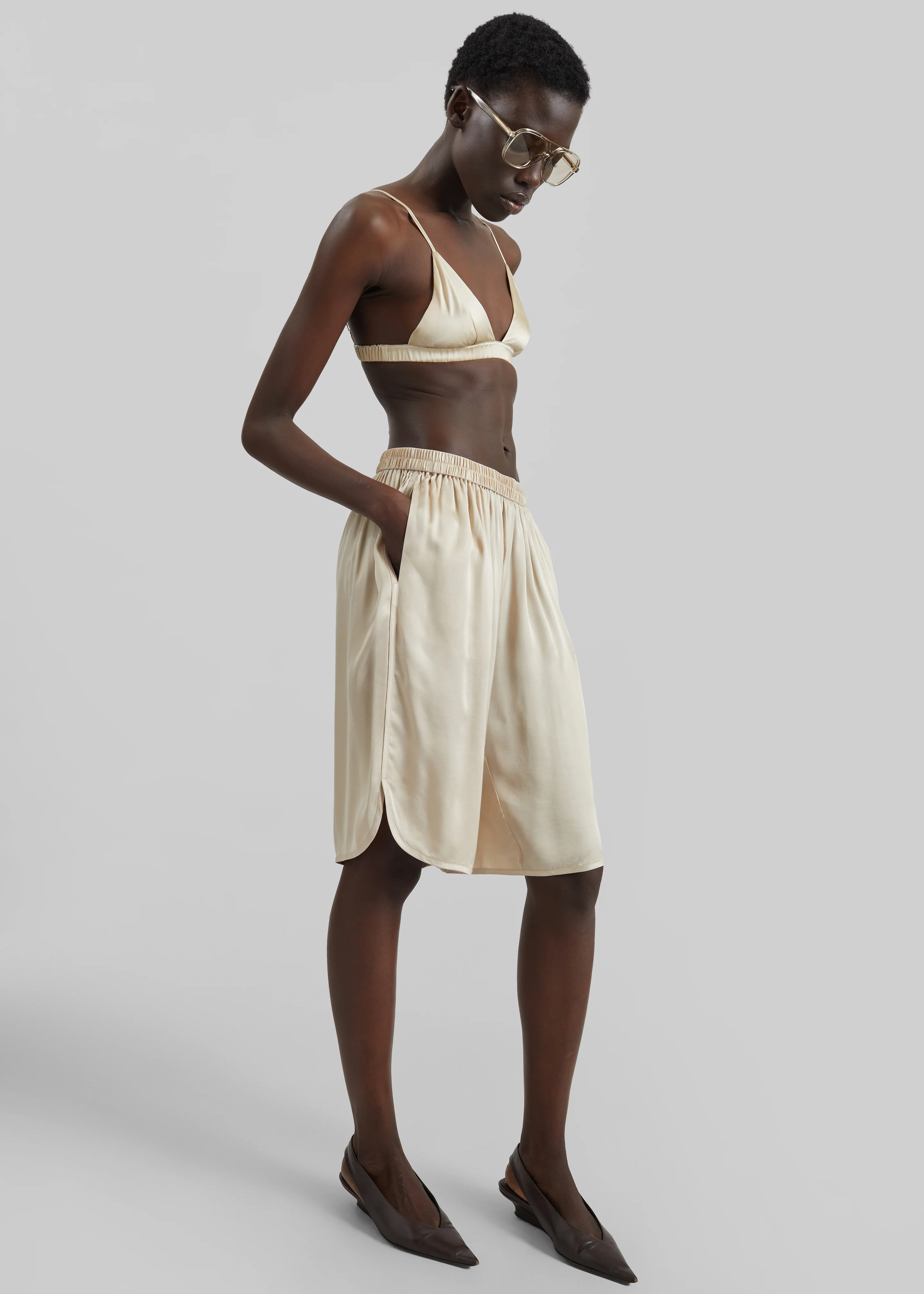 Nelis Silk Bermuda Shorts - Champagne - Image 8