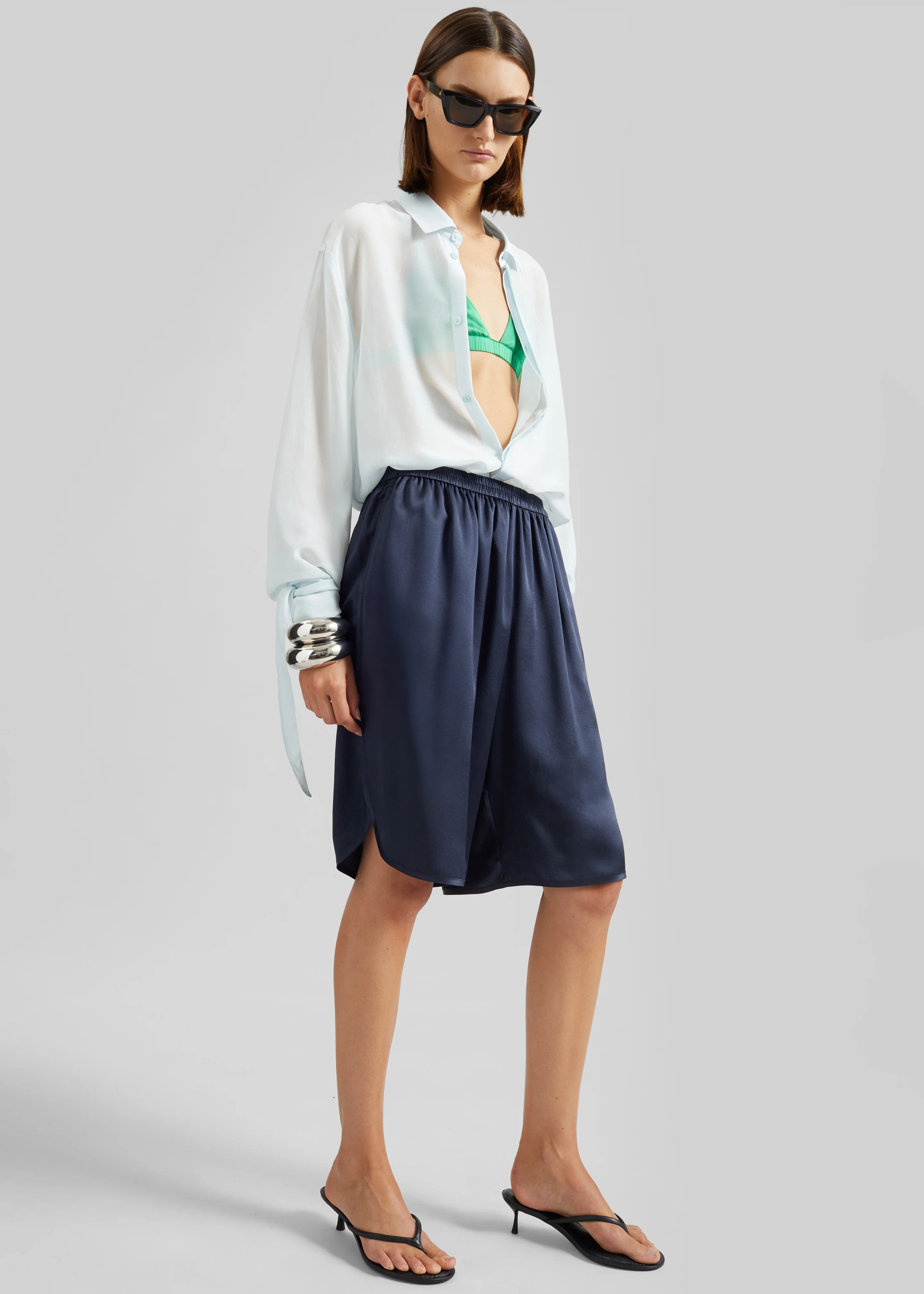 Nelis Silk Bermuda Shorts - Navy - Image 4