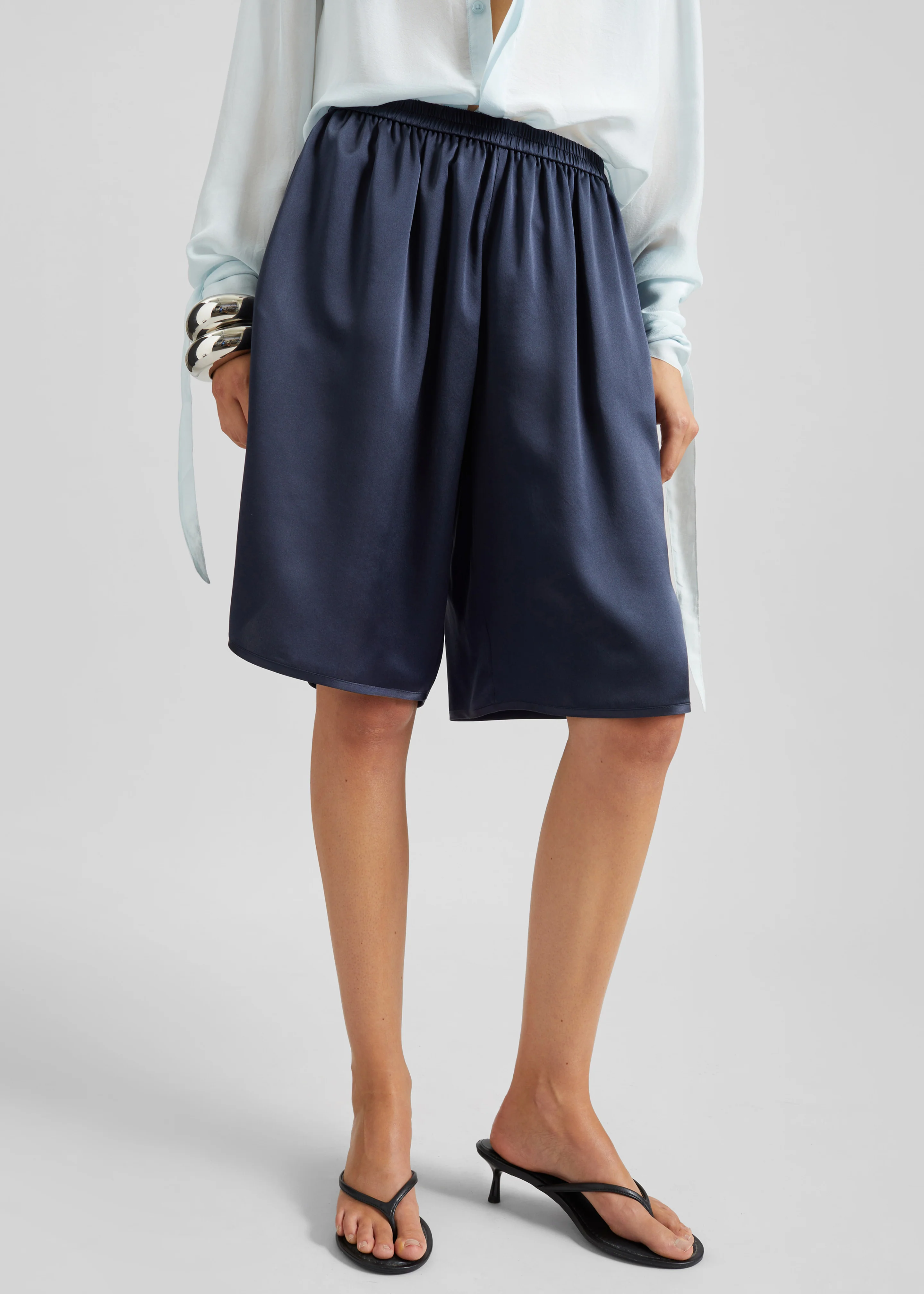 Nelis Silk Bermuda Shorts - Navy - Image 6
