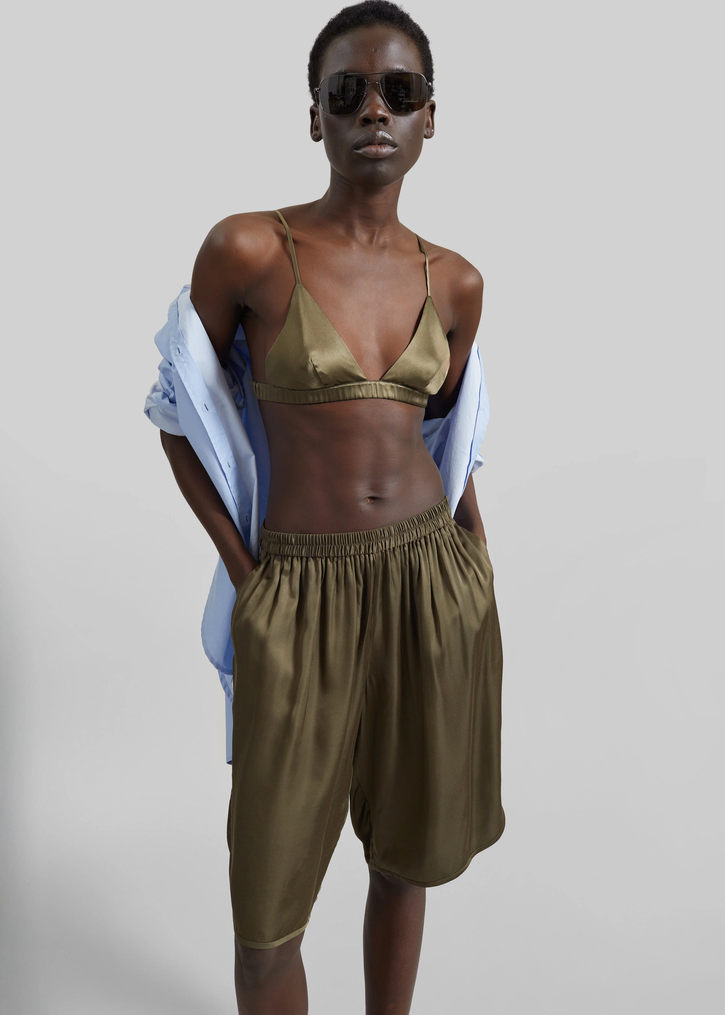 Nelis Silk Bermuda Shorts - Olive - Image 2