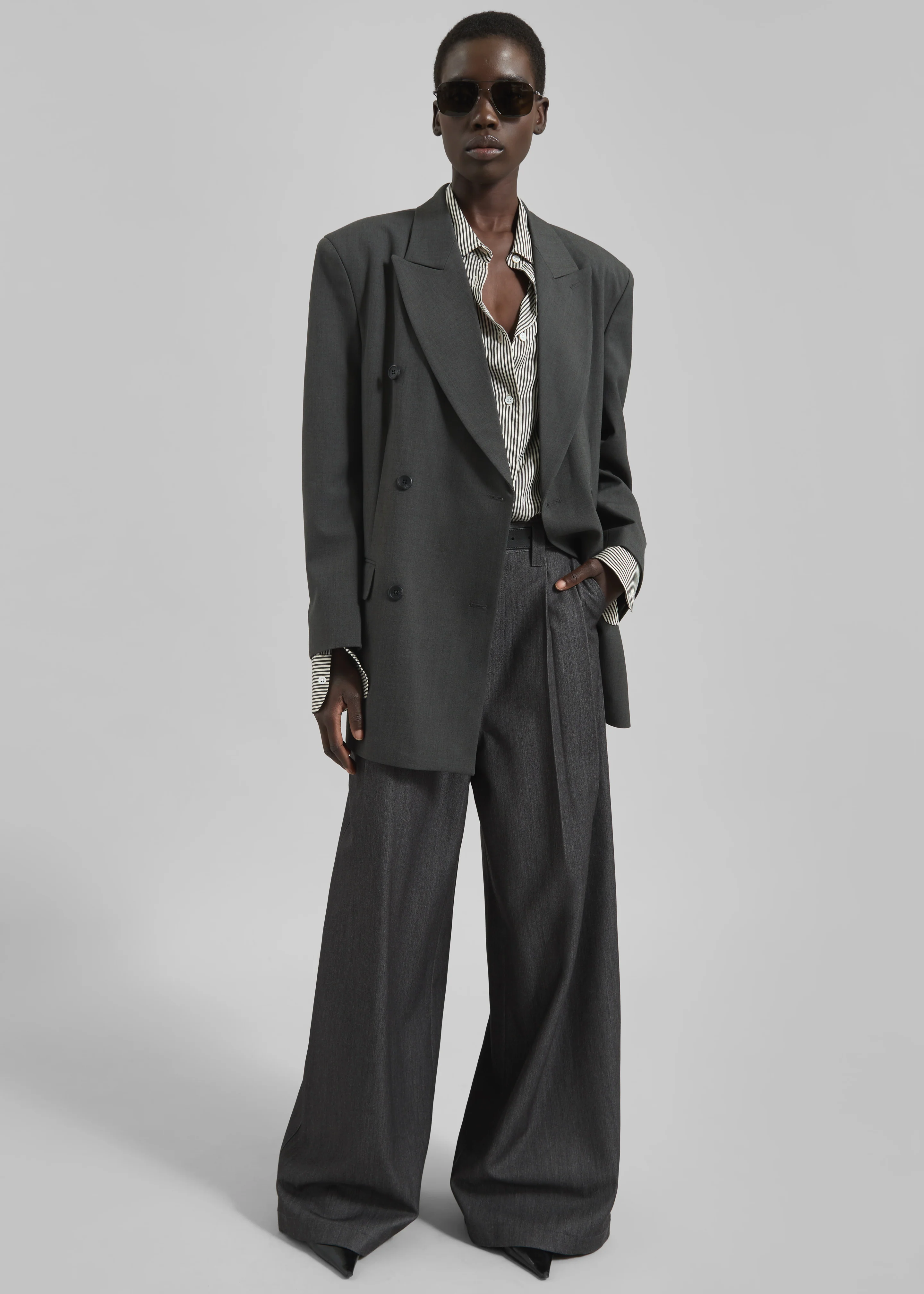 Nellore Pleated Denim Pants - Dark Grey Melange - Image 11