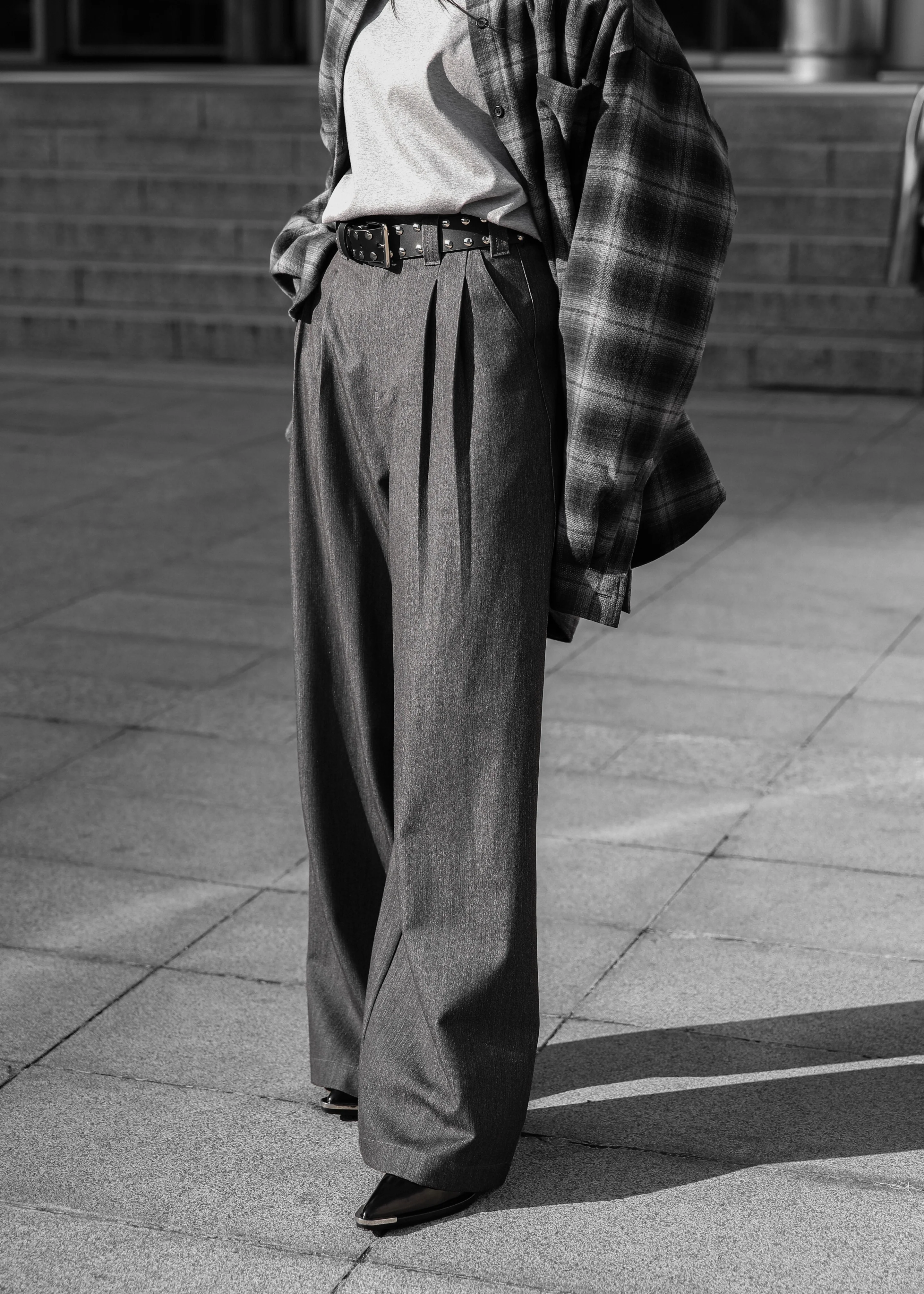 Nellore Pleated Denim Pants - Dark Grey Melange - Image 7