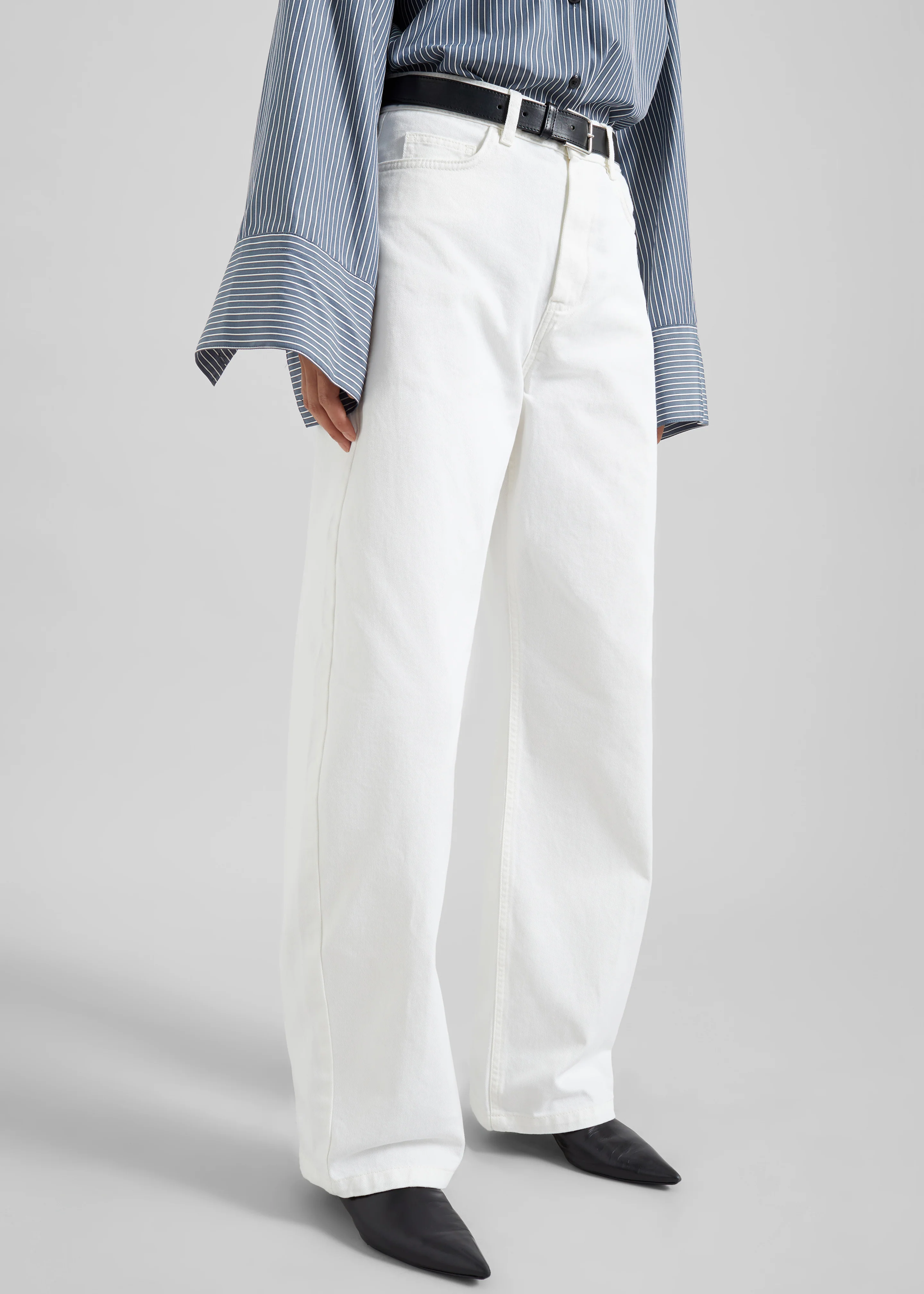 Nelton Barrel Leg Jeans - White - Image 2