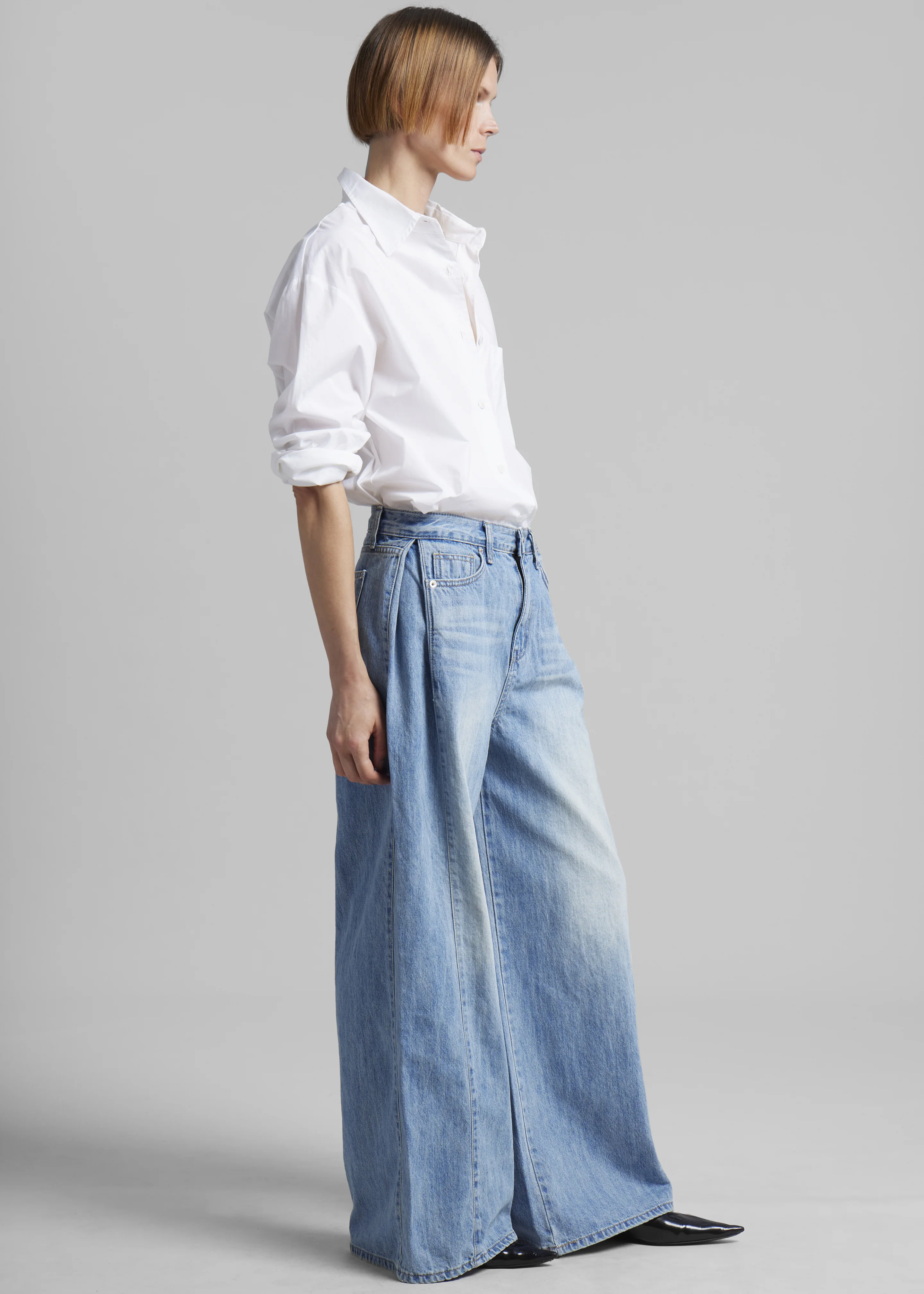 Oakley Wide Leg Jeans - Blue Wash - Image 5