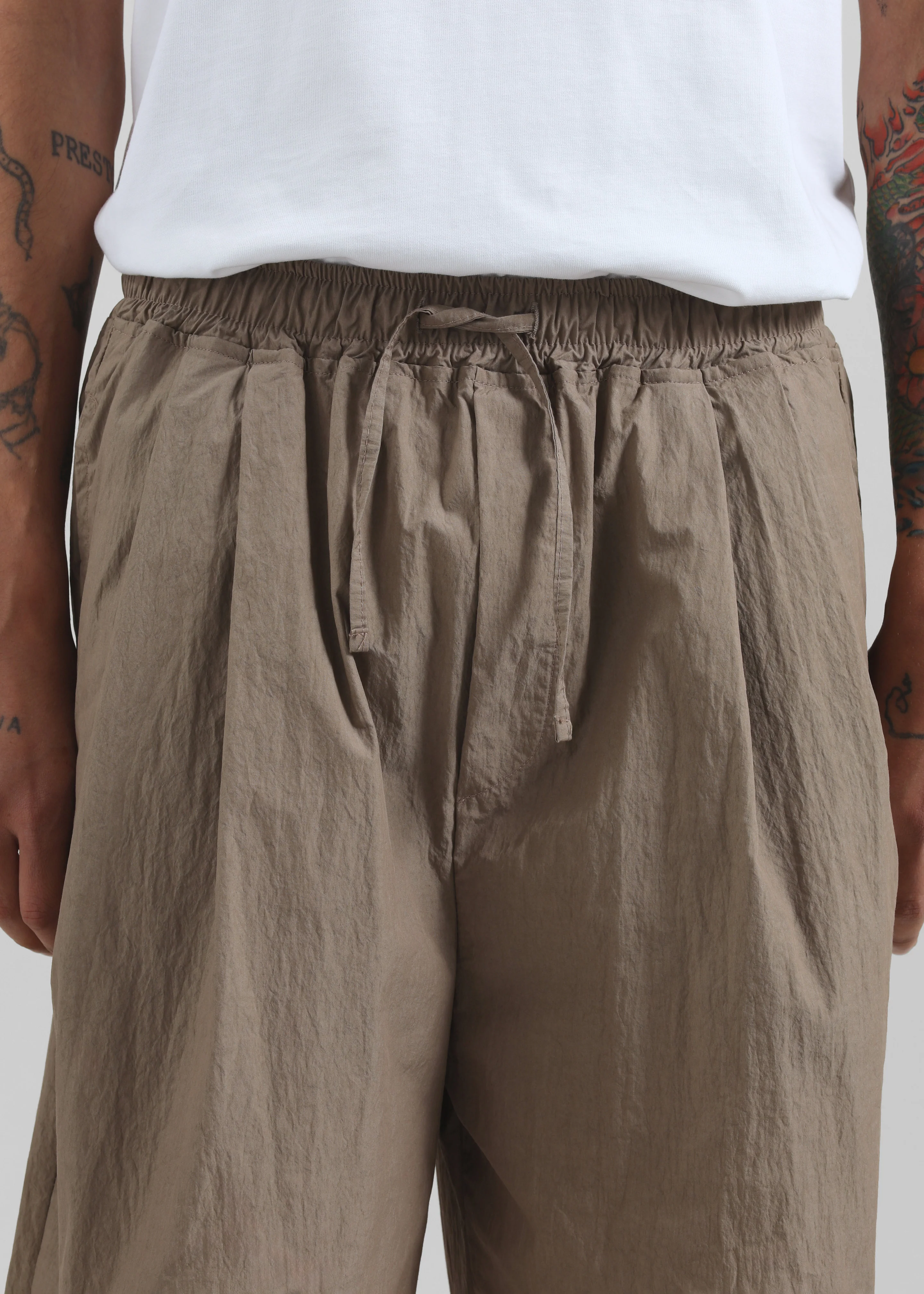 Ohio Crinkled Poplin Shorts - Taupe - Image 3