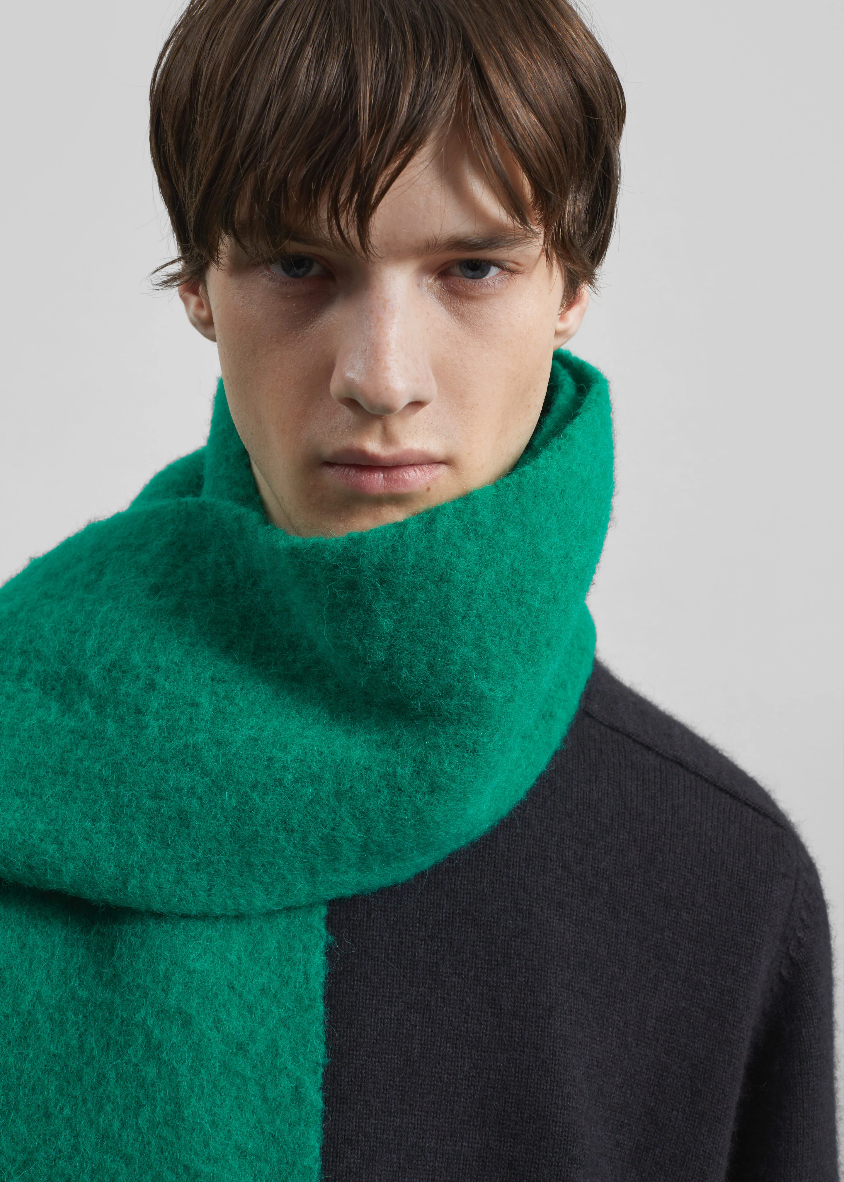 Olari Alpaca Blend Scarf - Green - Image 7