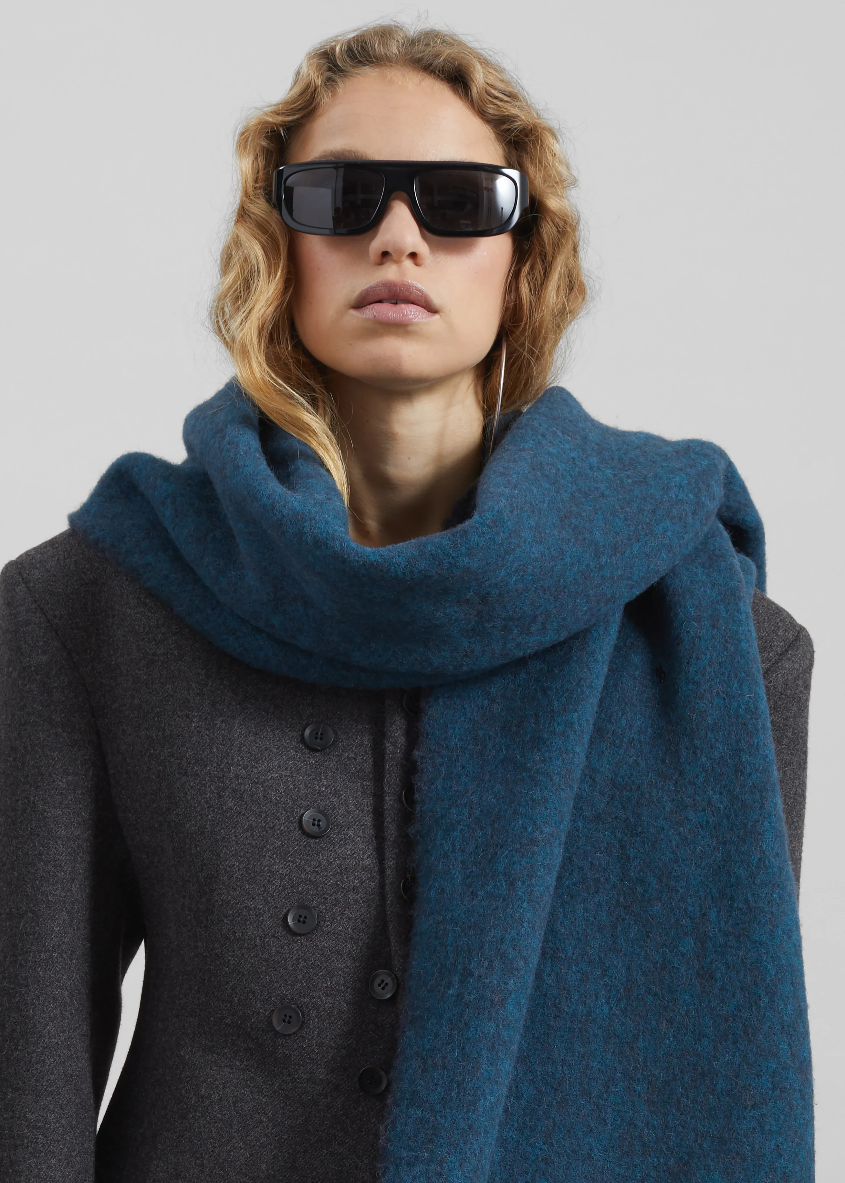 Olari Alpaca Blend Scarf - Navy Melange - Image 3