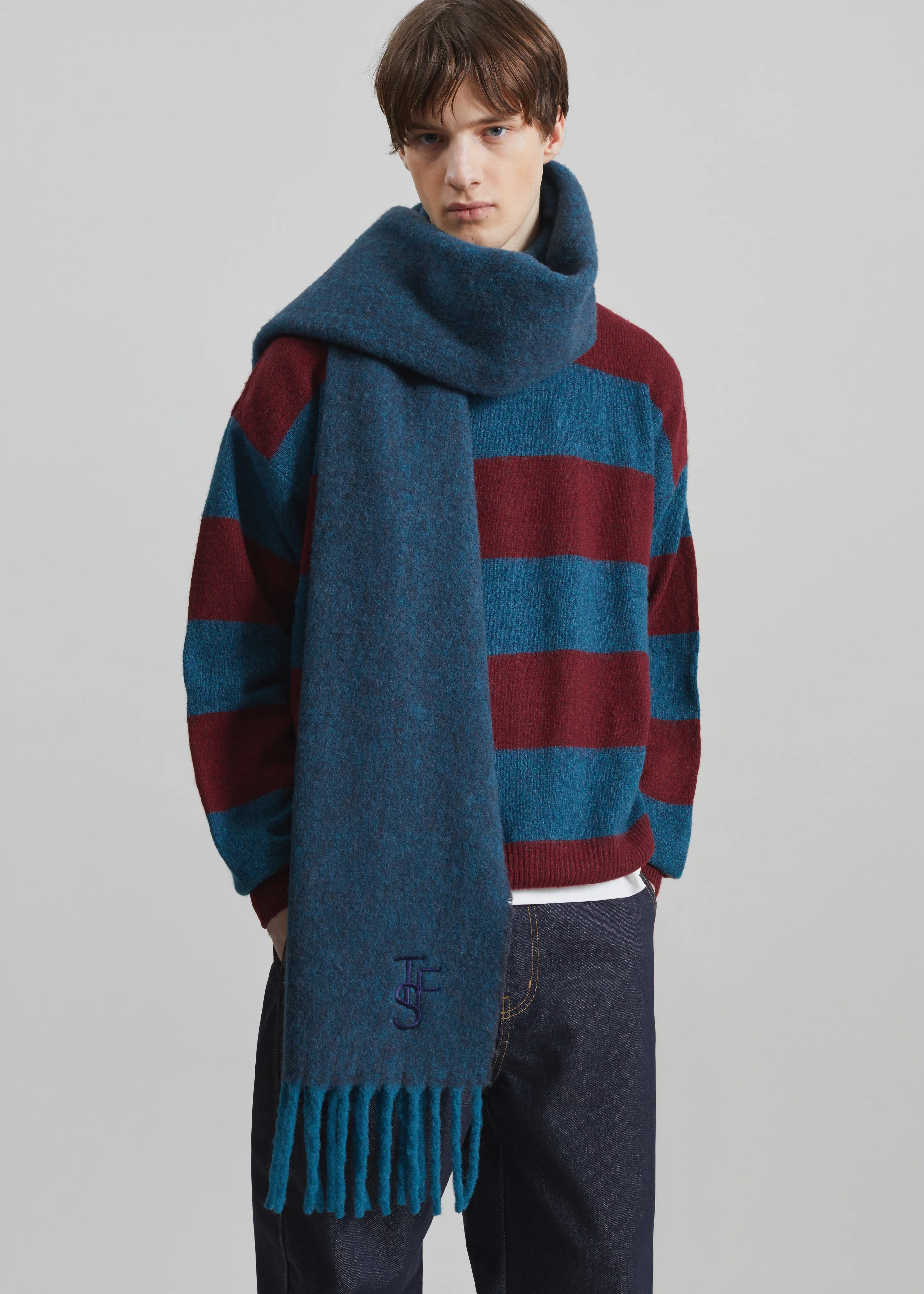 Olari Alpaca Blend Scarf - Navy Melange - Image 6