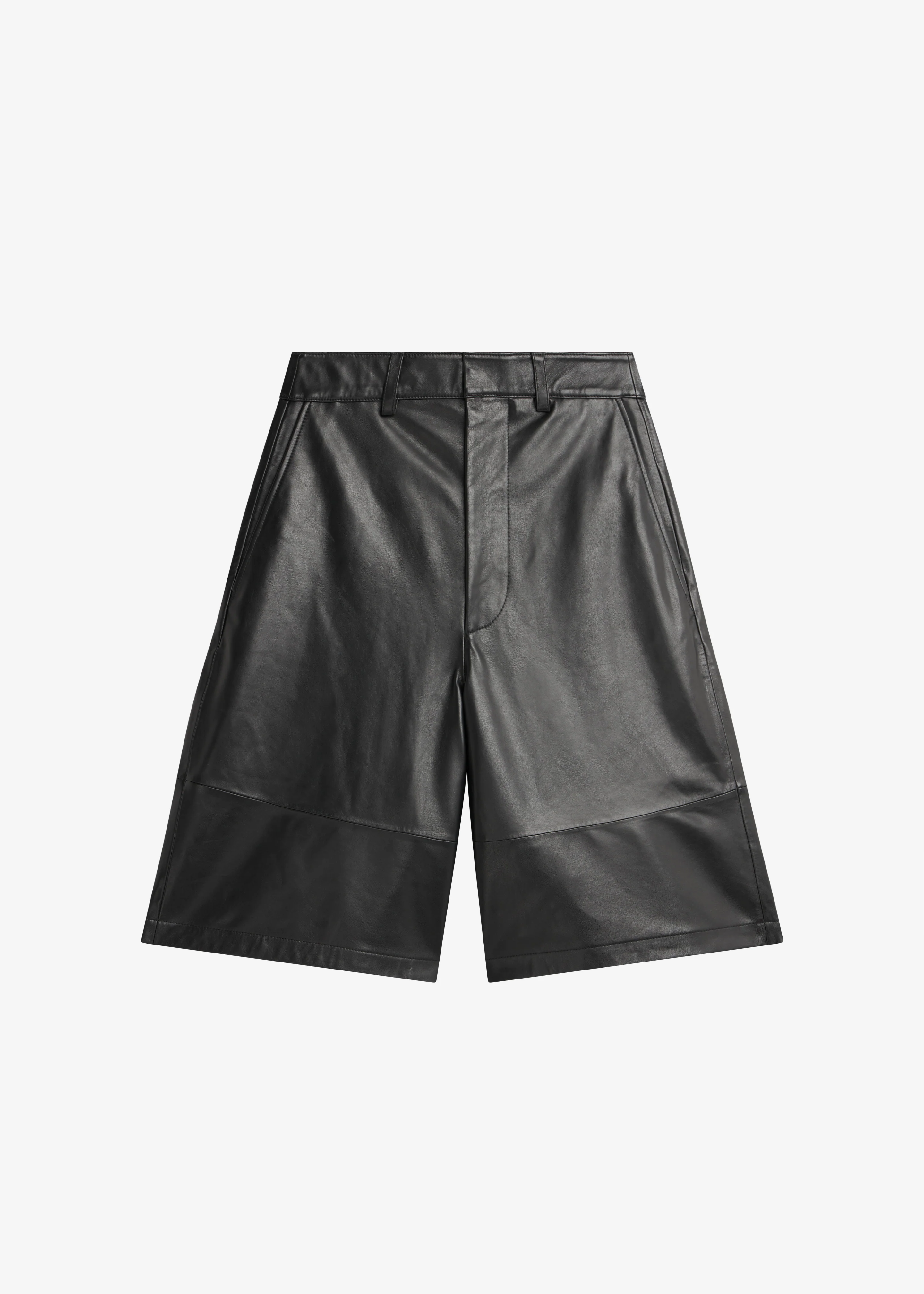 Olivia Leather Bermuda Shorts - Black - Image 12