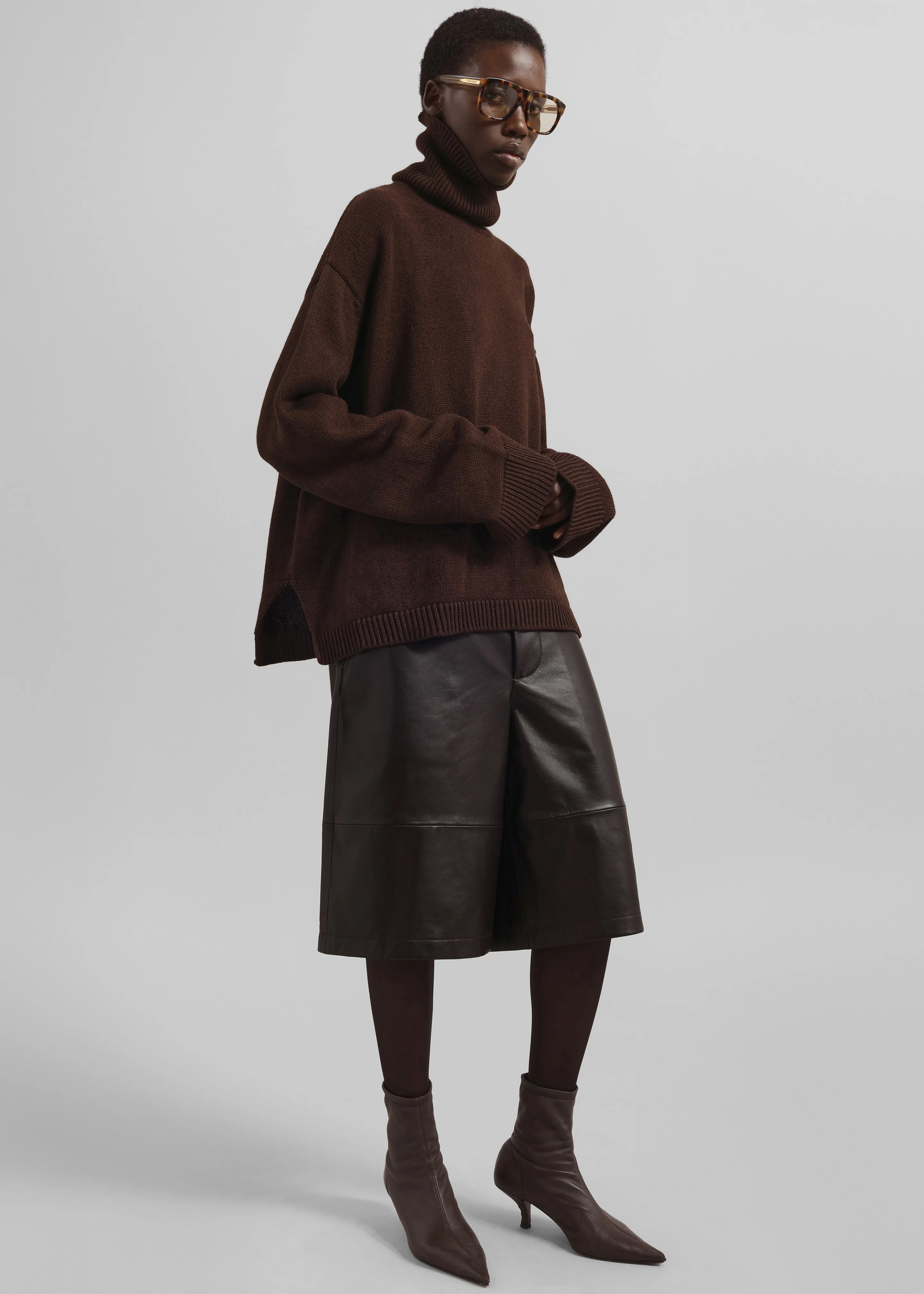 Olivia Leather Bermuda Shorts - Dark Brown - Image 3