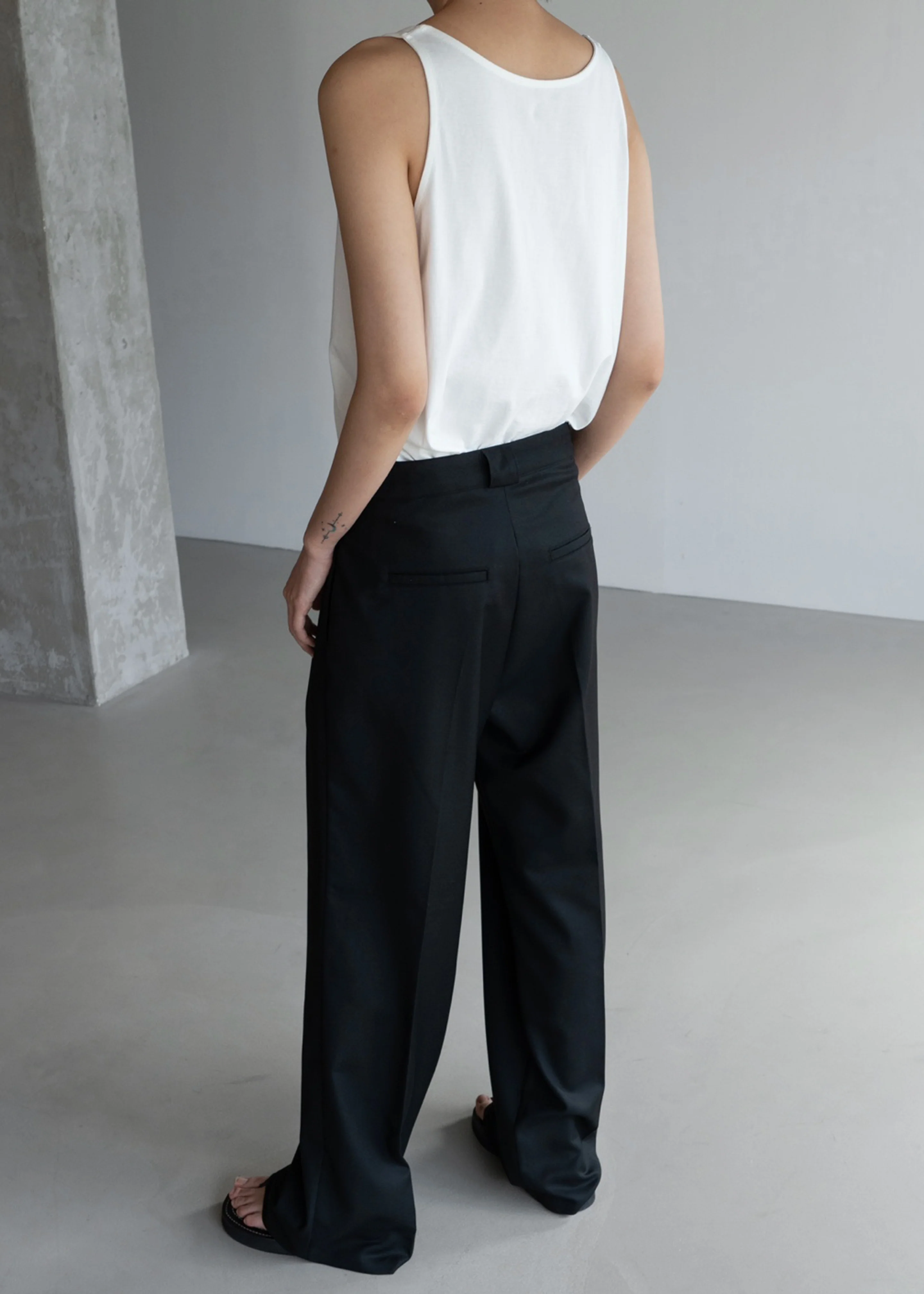 Penelope Tank Top - White - Image 11