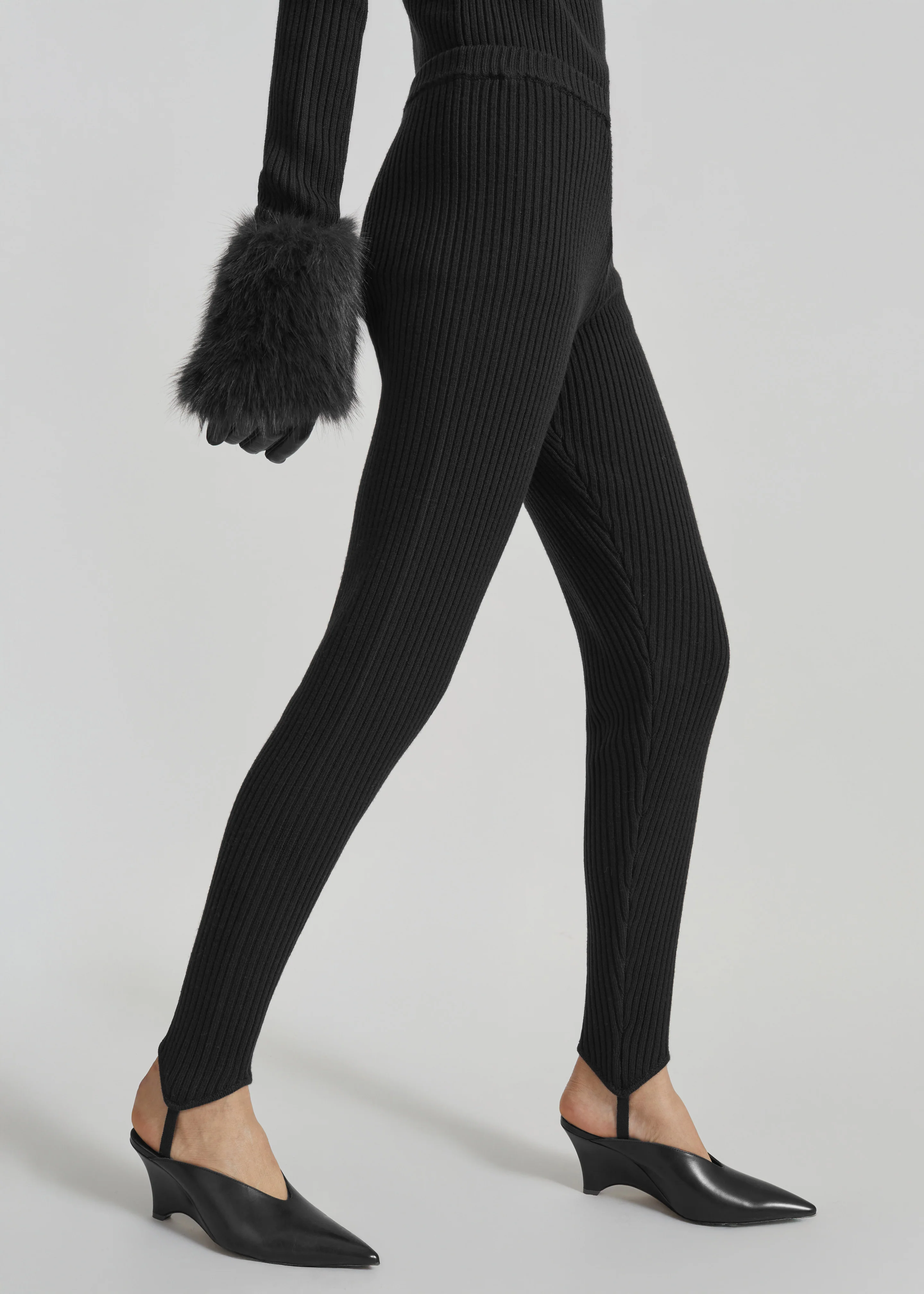 Piuma Knit Stirrup Leggings - Black - Image 3