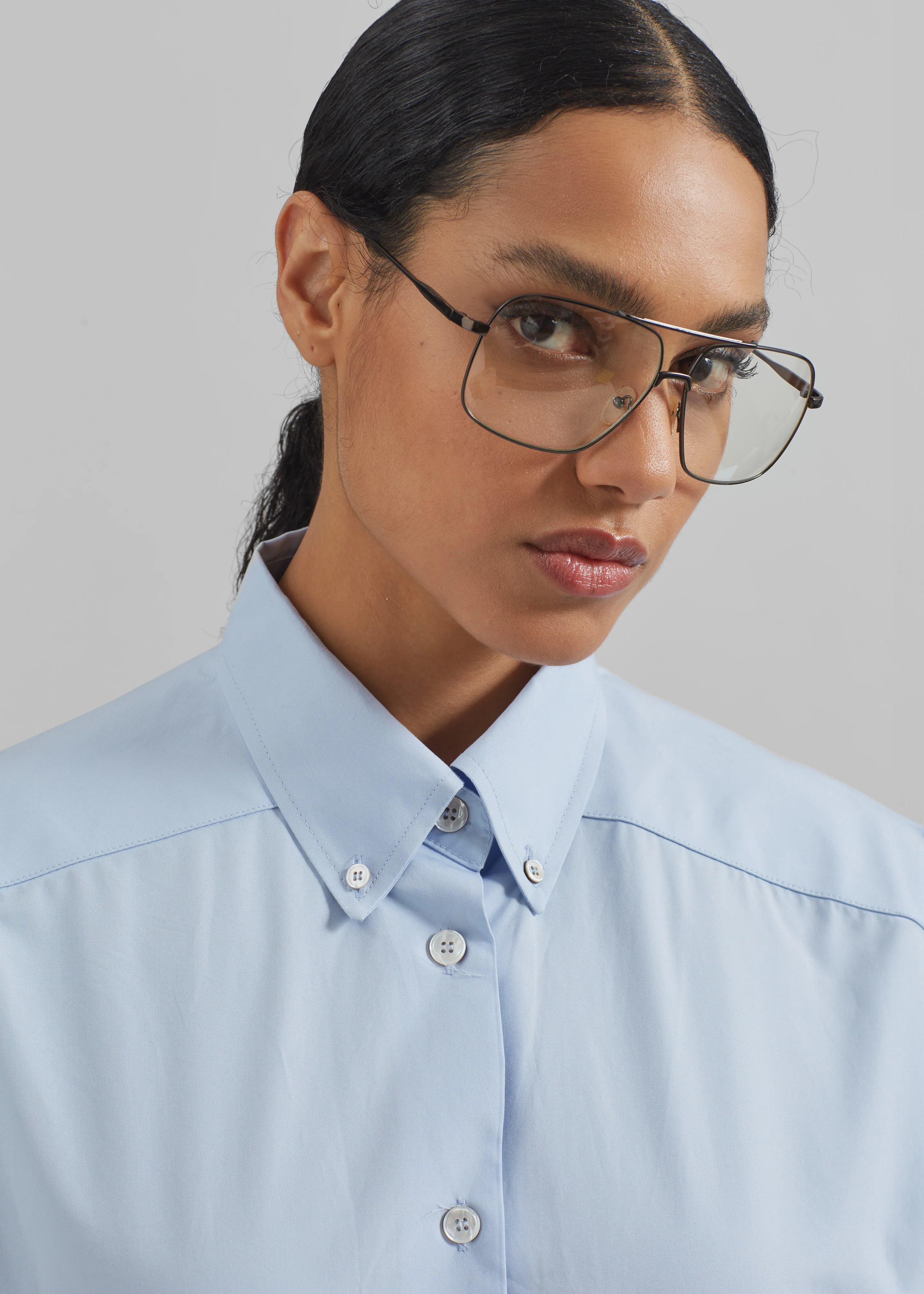 Quenin Sleeveless Button Down Shirt - Light Blue - Image 6