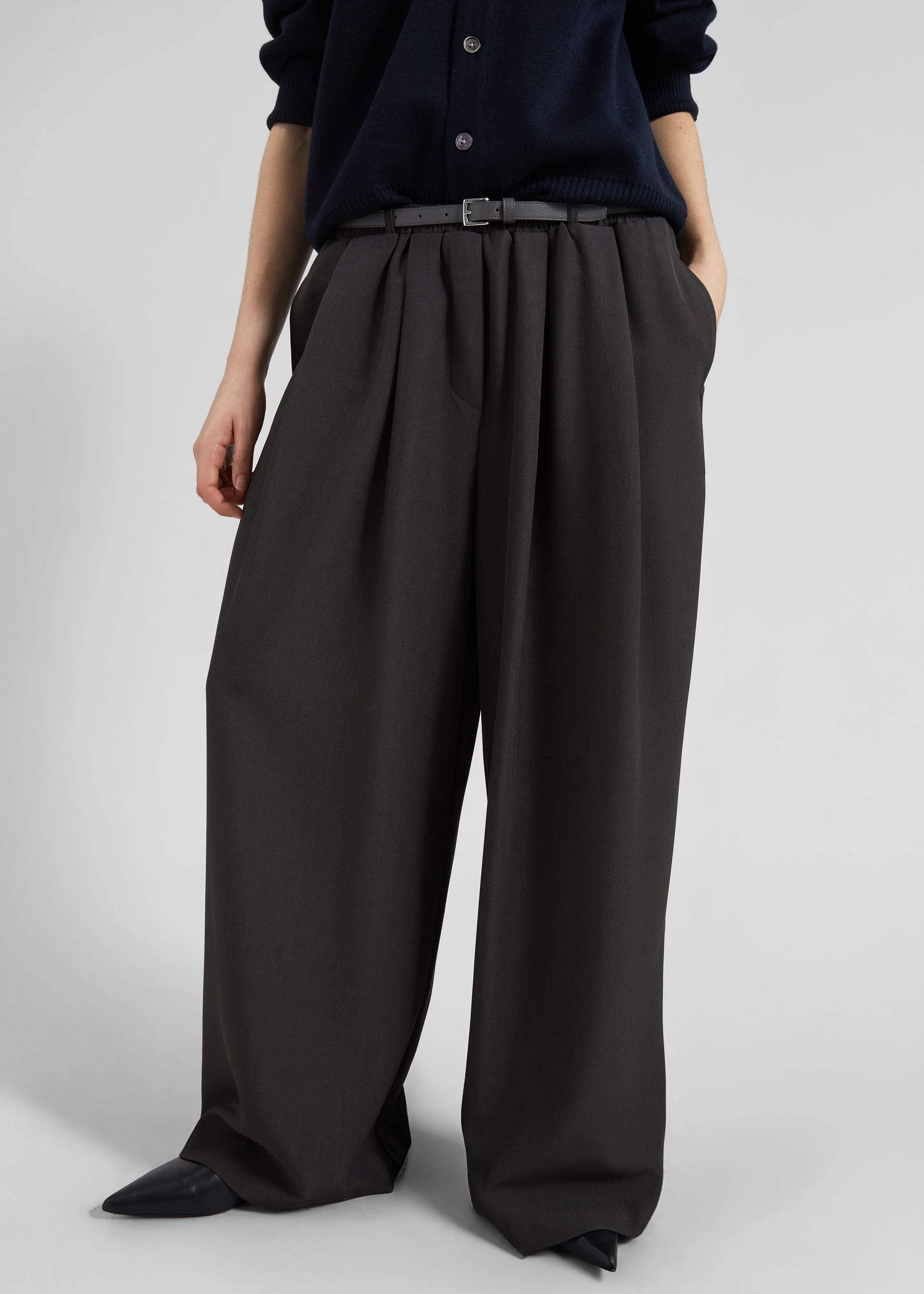 Ramsen Pleated Wide Trousers - Charcoal - Image 4