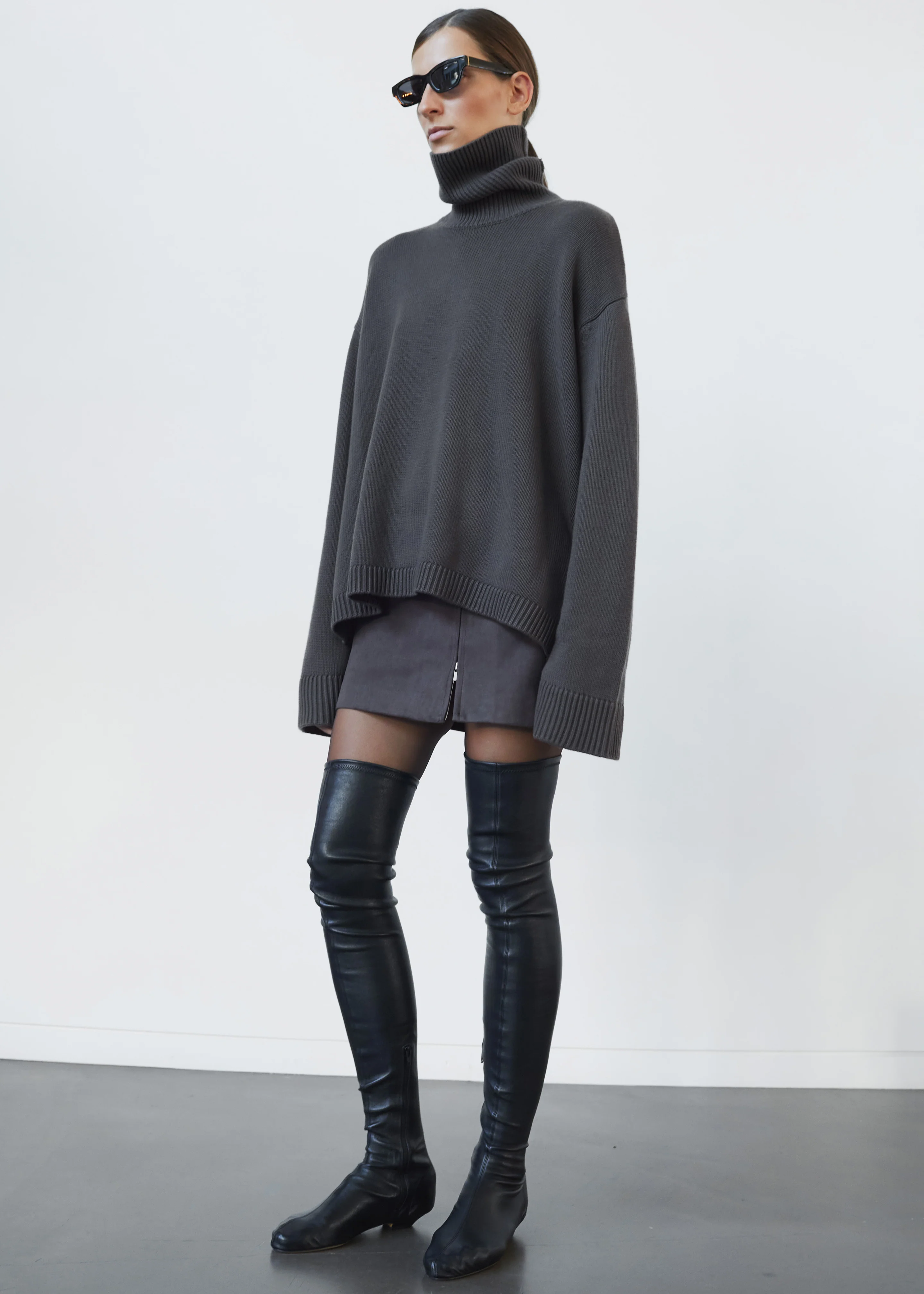 Rhea Trapeze Turtleneck - Light Khaki - Image 5