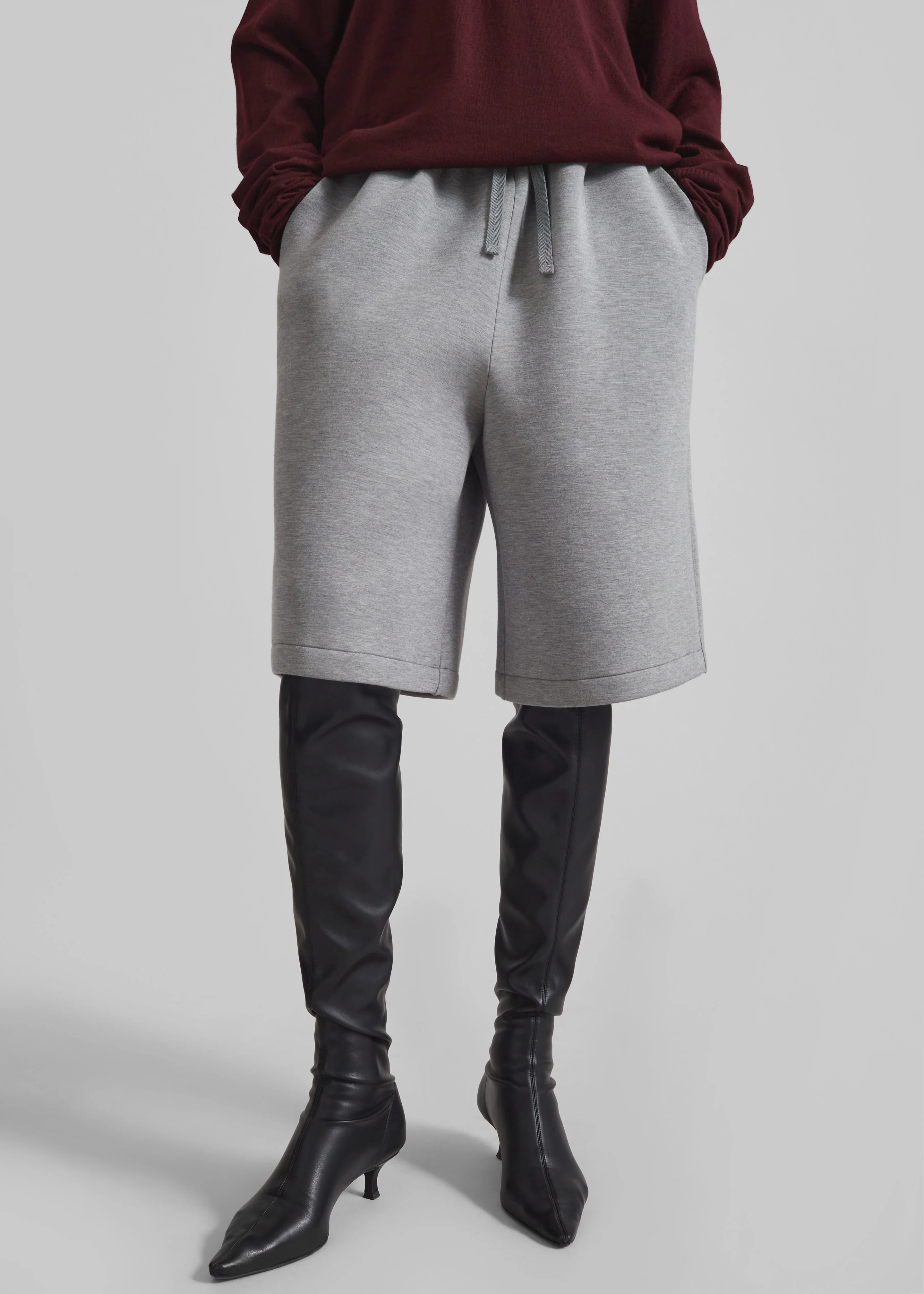 Rian Sweatshorts - Grey - Image 2