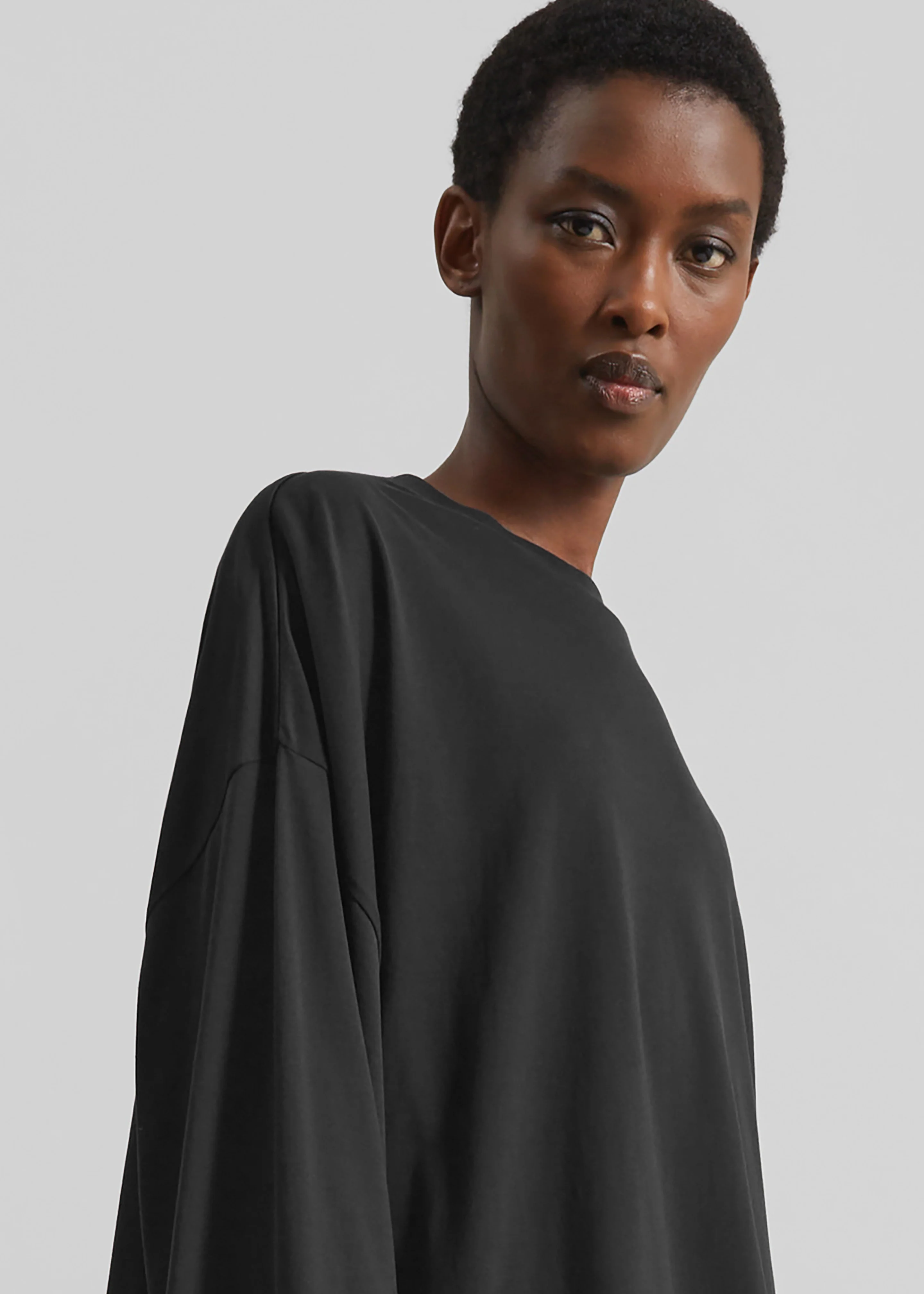 Rio Oversized Sleeve Tee - Black - Image 3