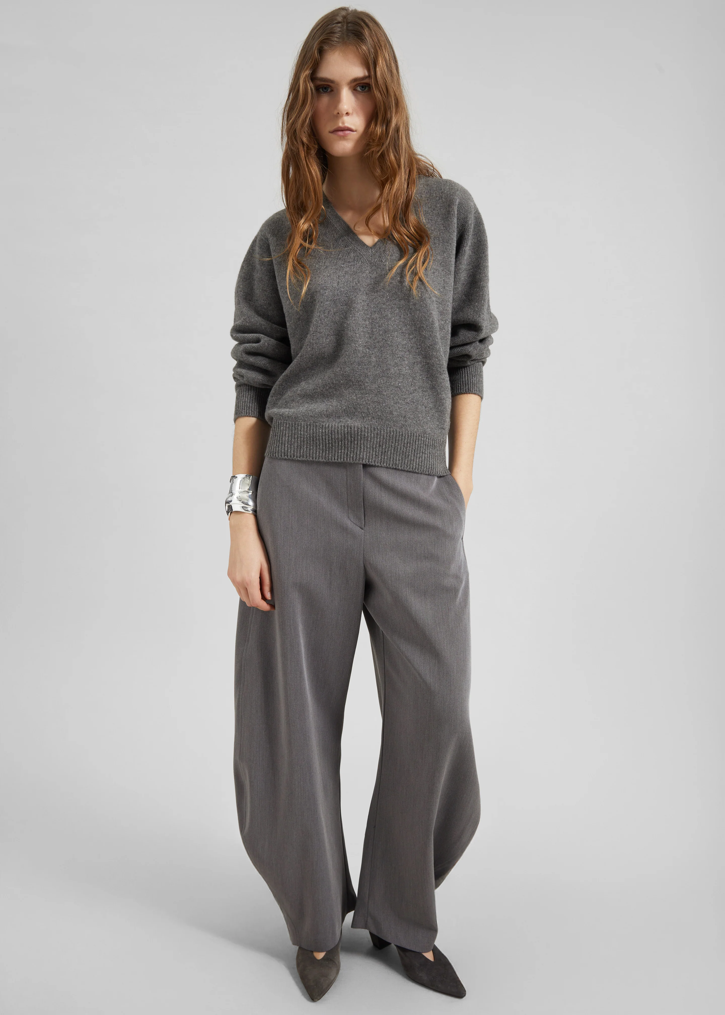 Ronse V-Neck Superfine Lambswool Sweater - Grey - Image 2