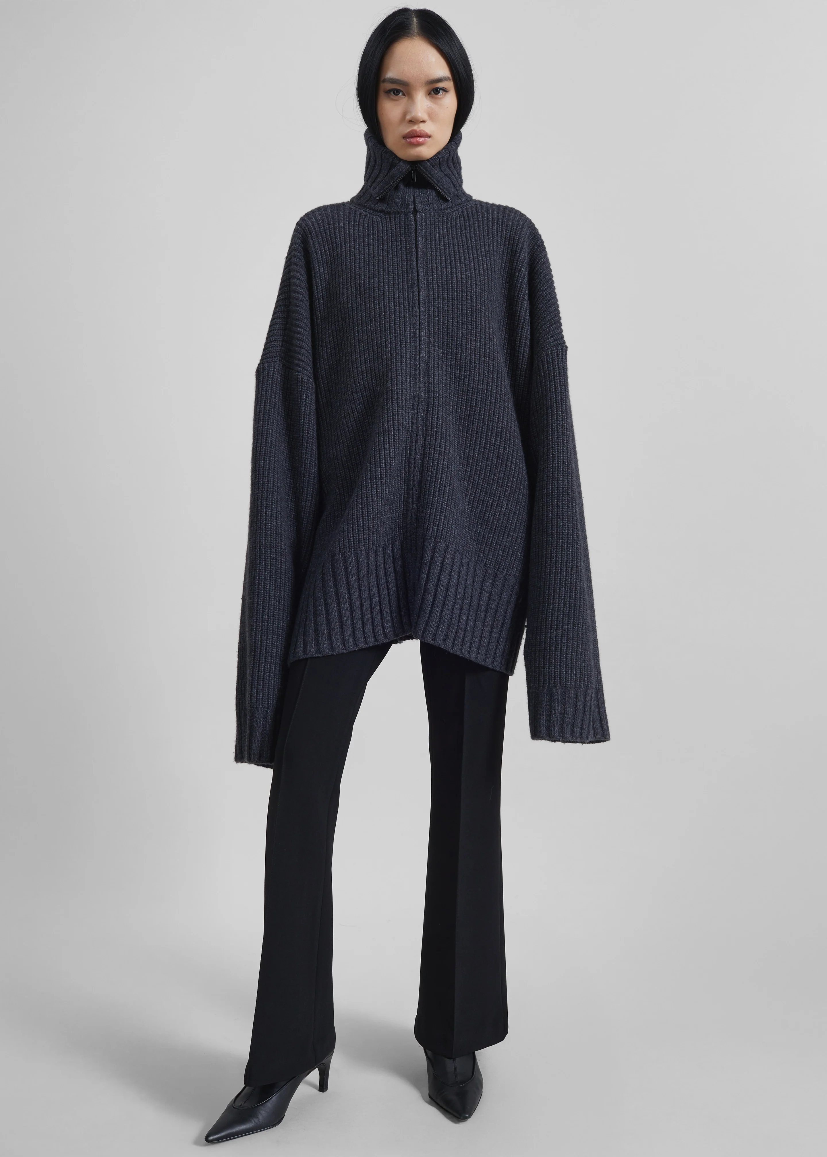 Saclay Oversized Zip-Up Cardigan - Charcoal - Image 4